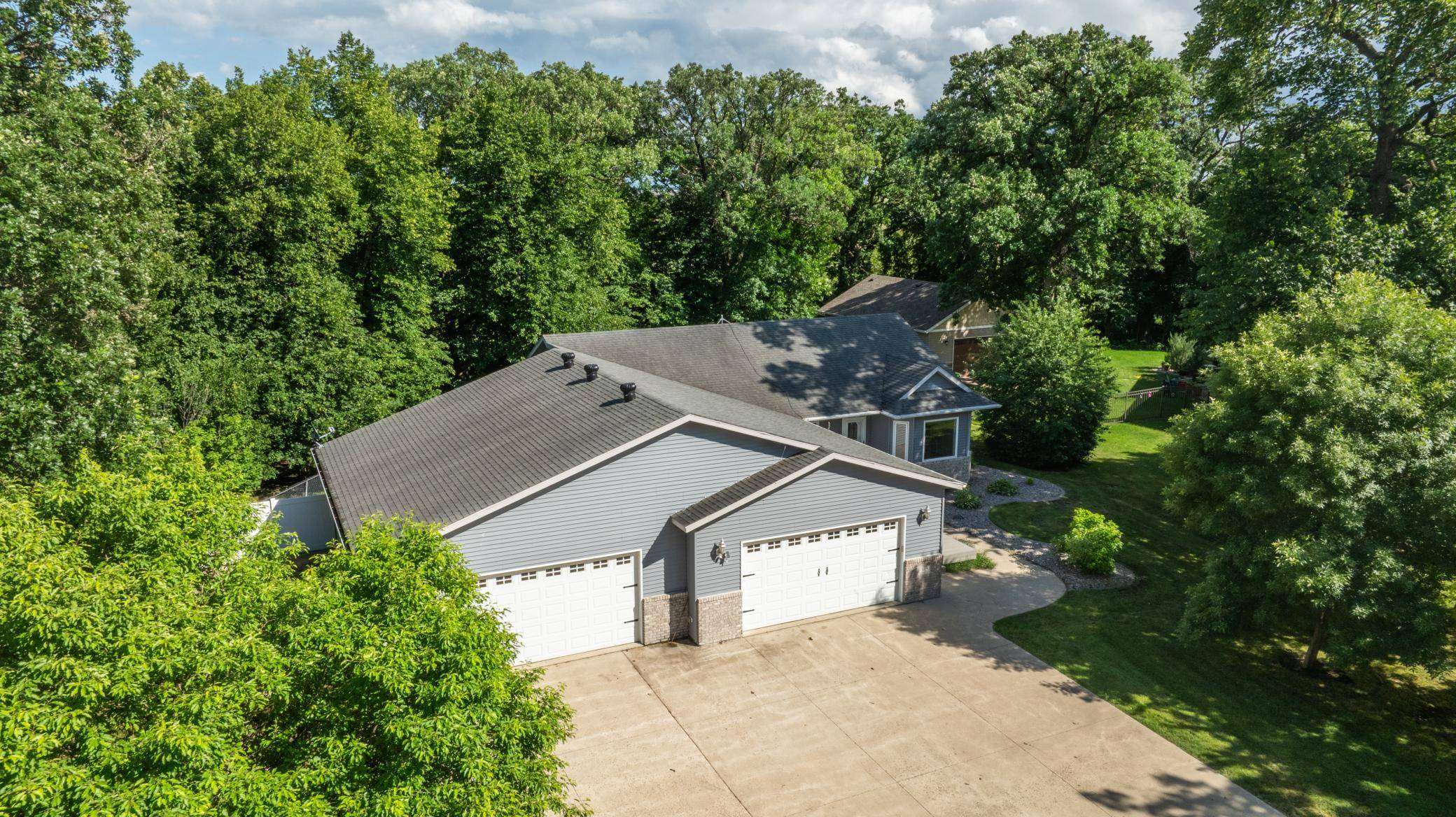 315 Maust WAY, Horace, ND 58047