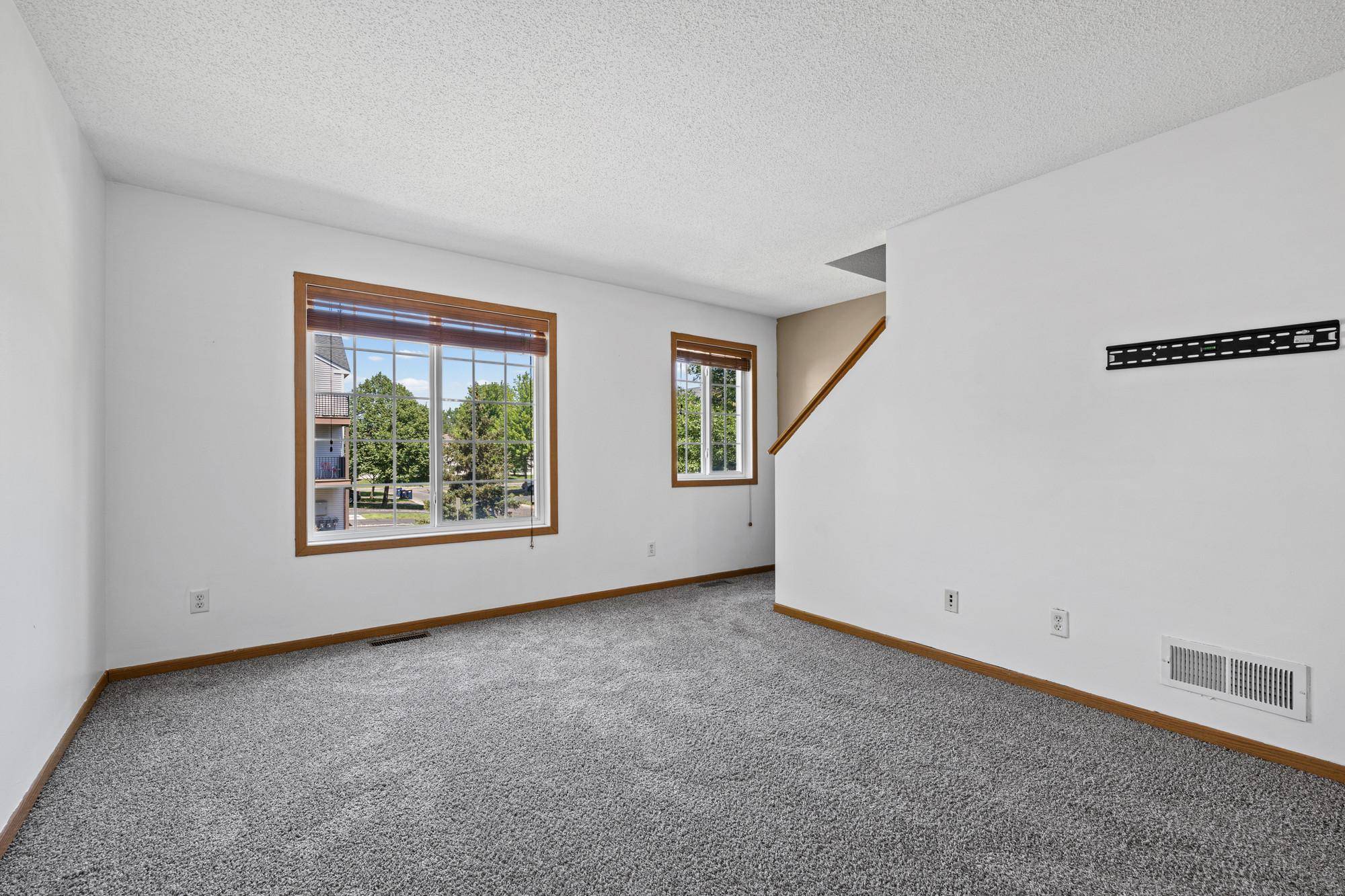 15537 Foghorn LN #45, Apple Valley, MN 55124
