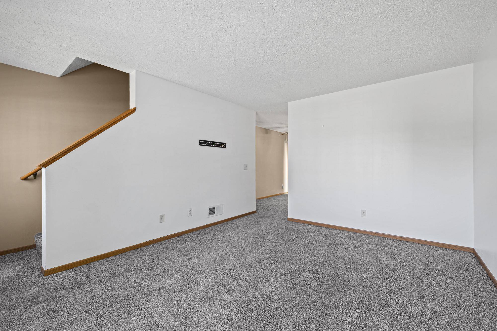 15537 Foghorn LN #45, Apple Valley, MN 55124