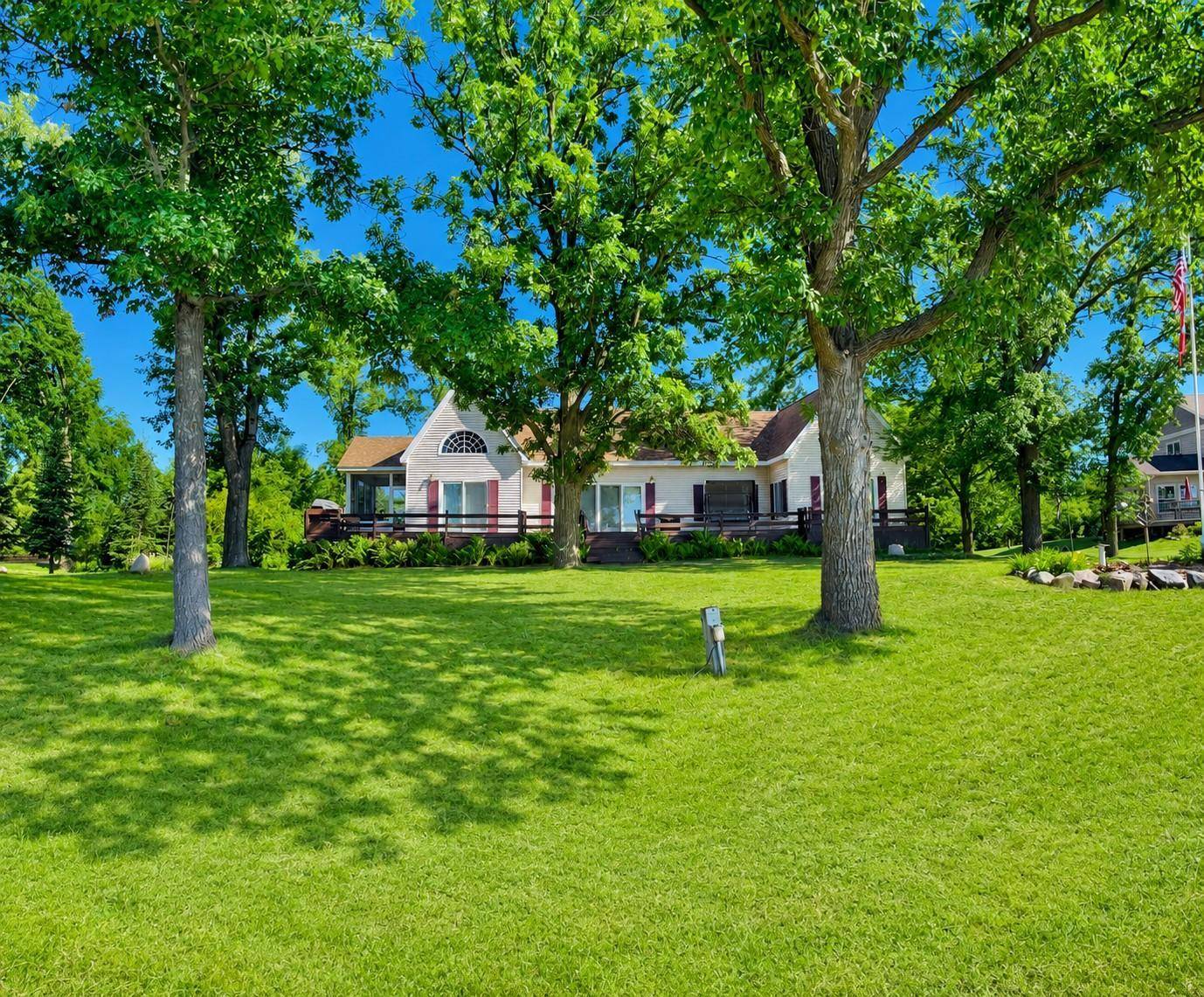 2282 71st ST, Luck, WI 54853