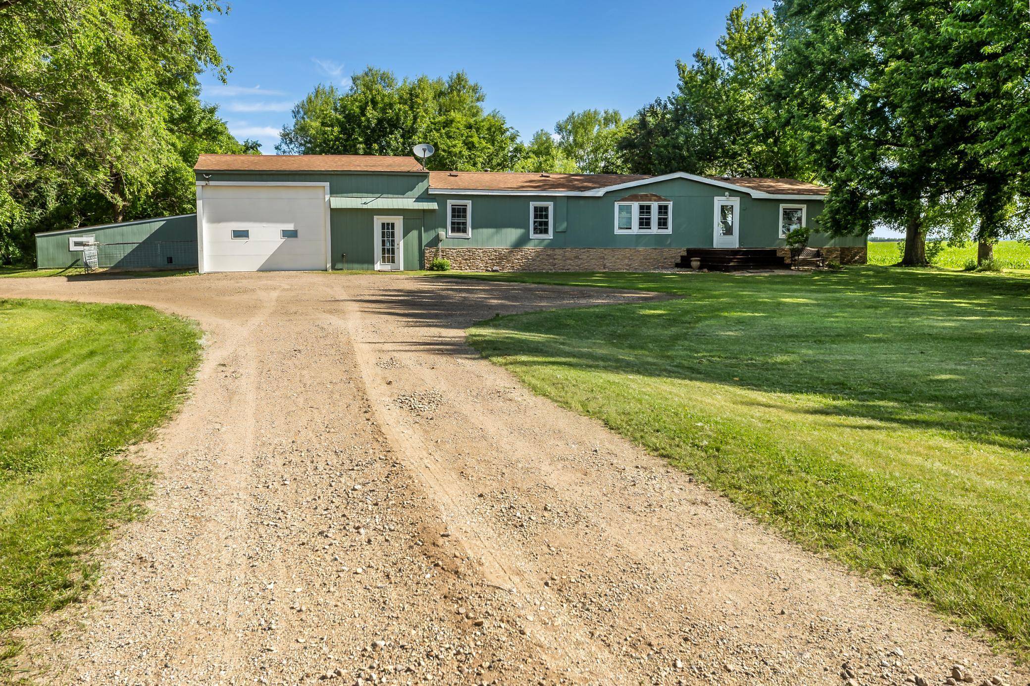 2472 360th ST, Breckenridge, MN 56520
