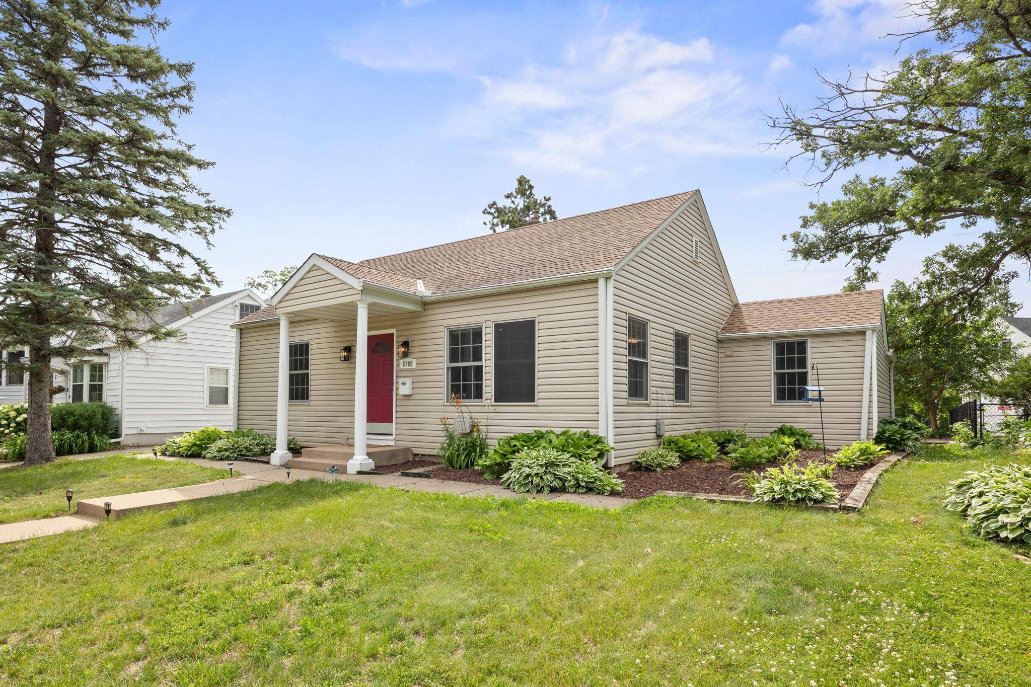 5709 W Lake ST, Saint Louis Park, MN 55416