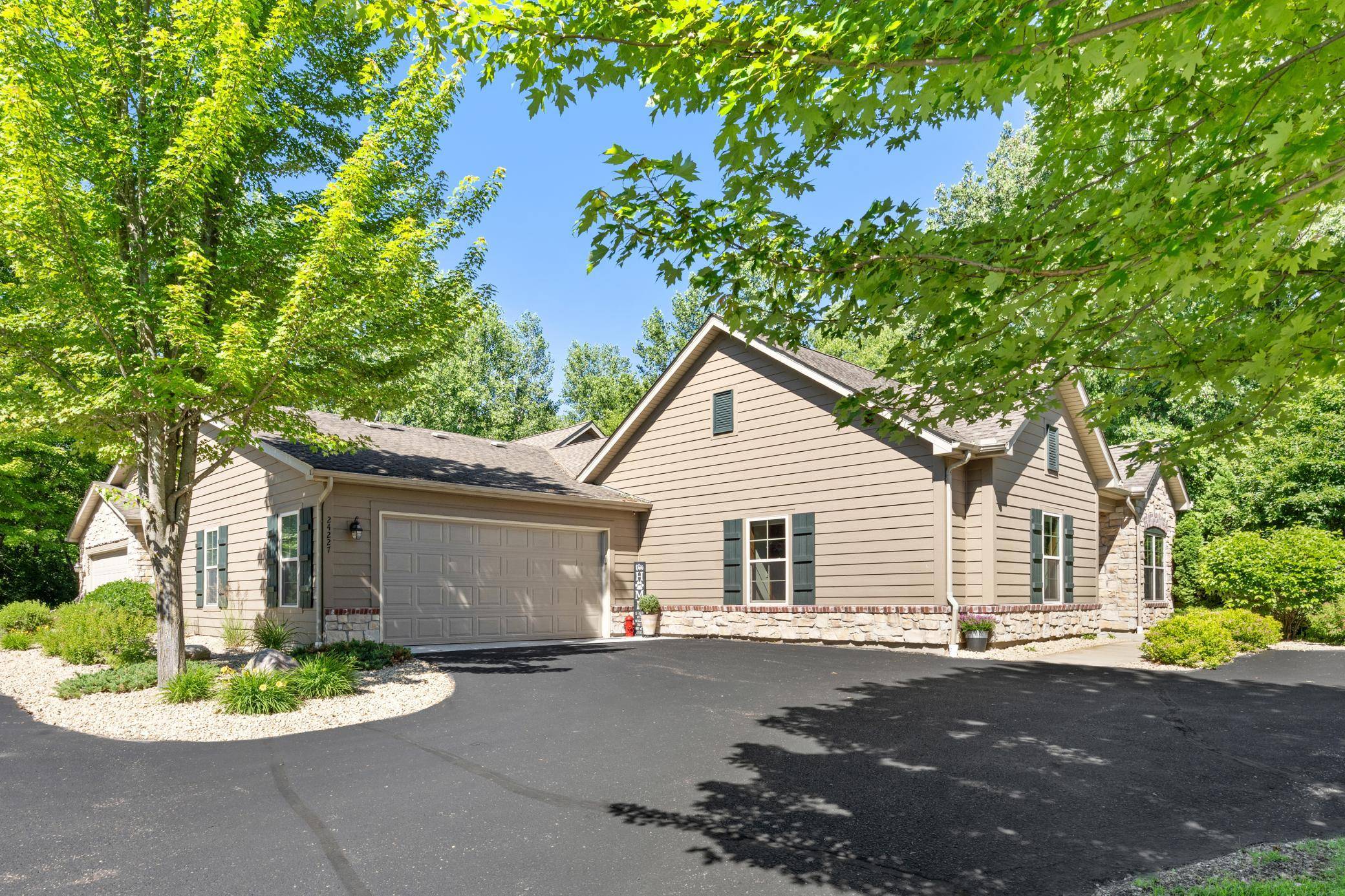 24227 Rivers Edge RD, Rogers, MN 55374