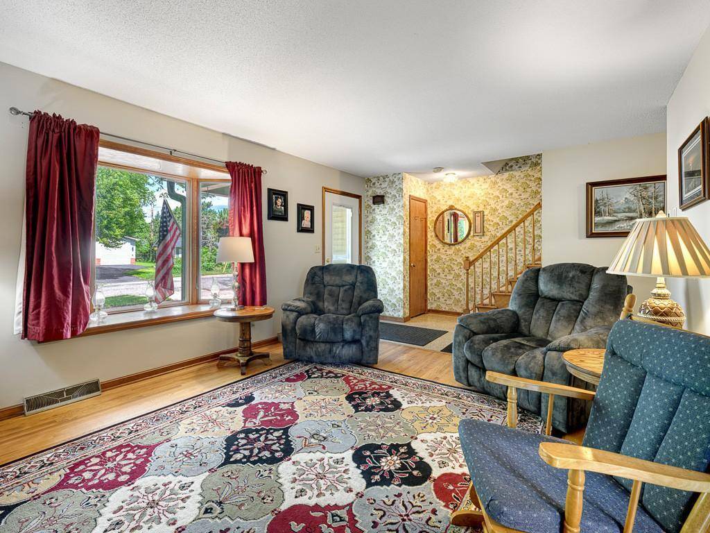 806 Myrtle ST, Hudson, WI 54016