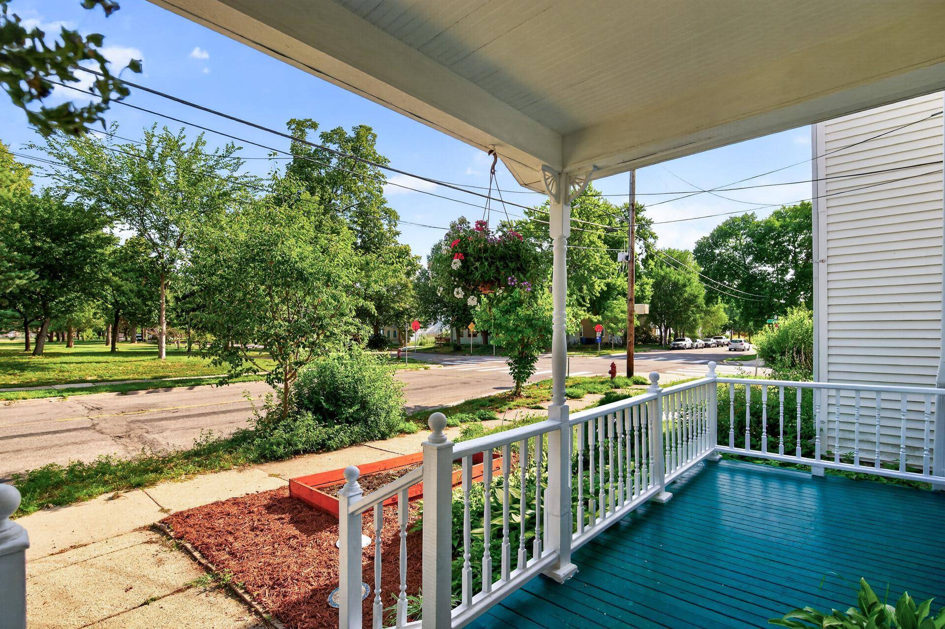 2819 E 25th ST, Minneapolis, MN 55406