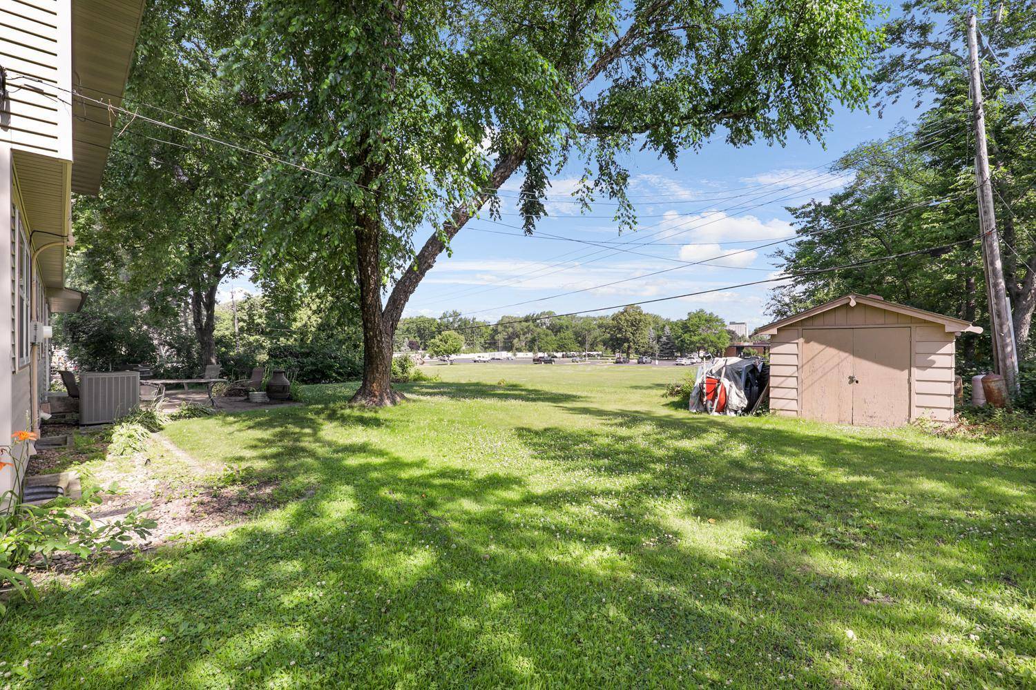 2340 Skyline DR, Bloomington, MN 55425