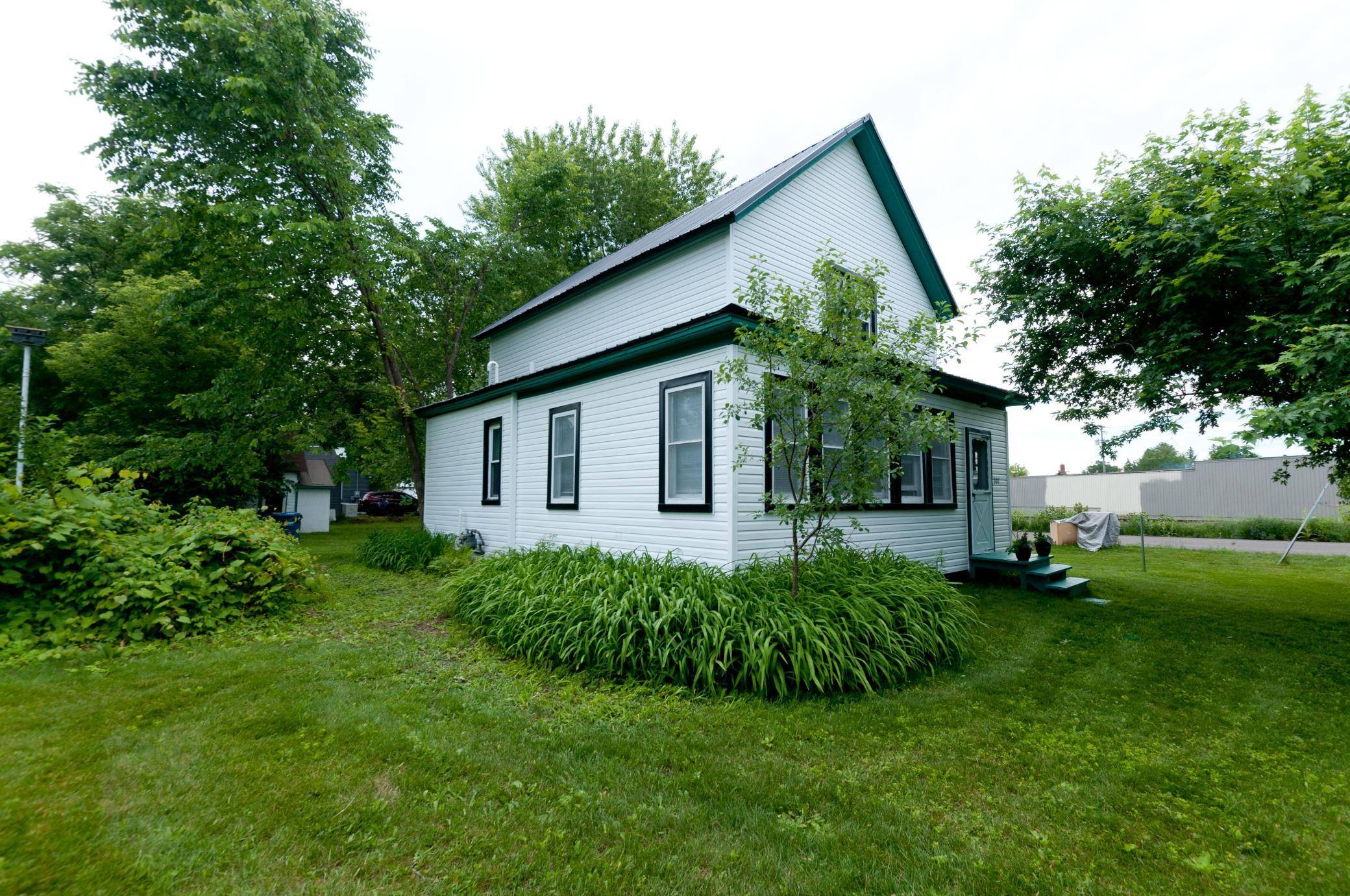 301 N 10th ST, Cameron, WI 54822