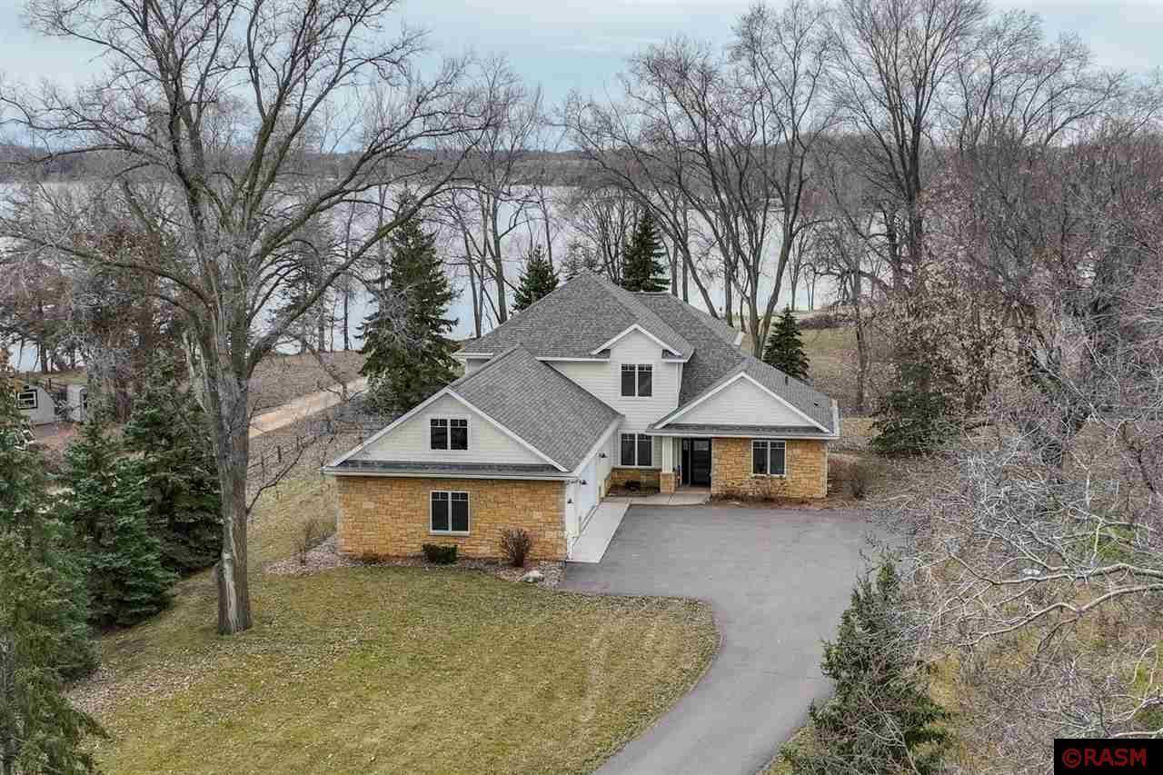 6206 Shamrock DR, Madison Lake, MN 56063