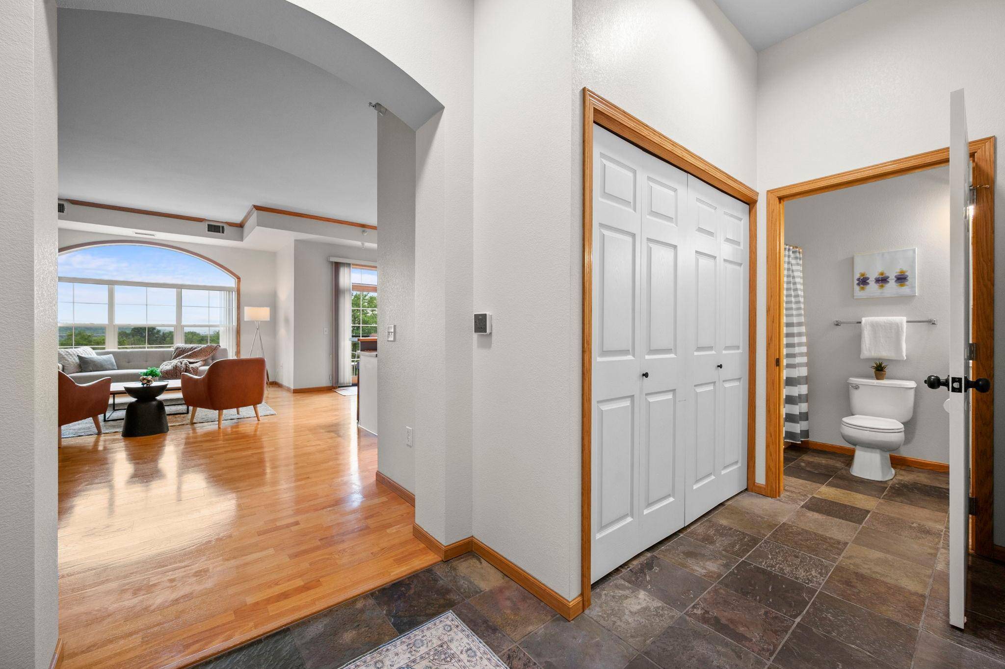 1800 Graham AVE #404, Saint Paul, MN 55116