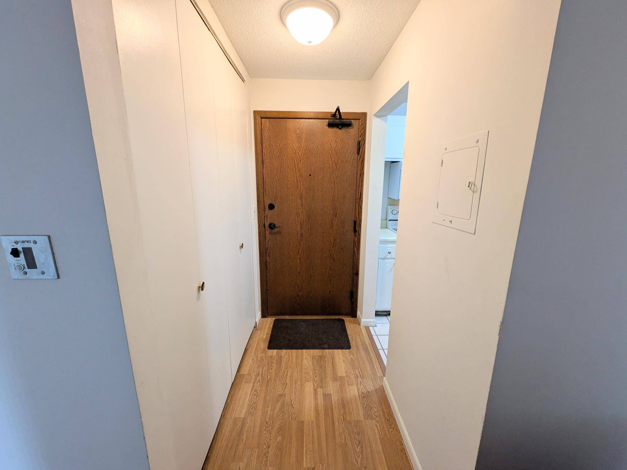 4387 Wilshire BLVD #106, Mound, MN 55364