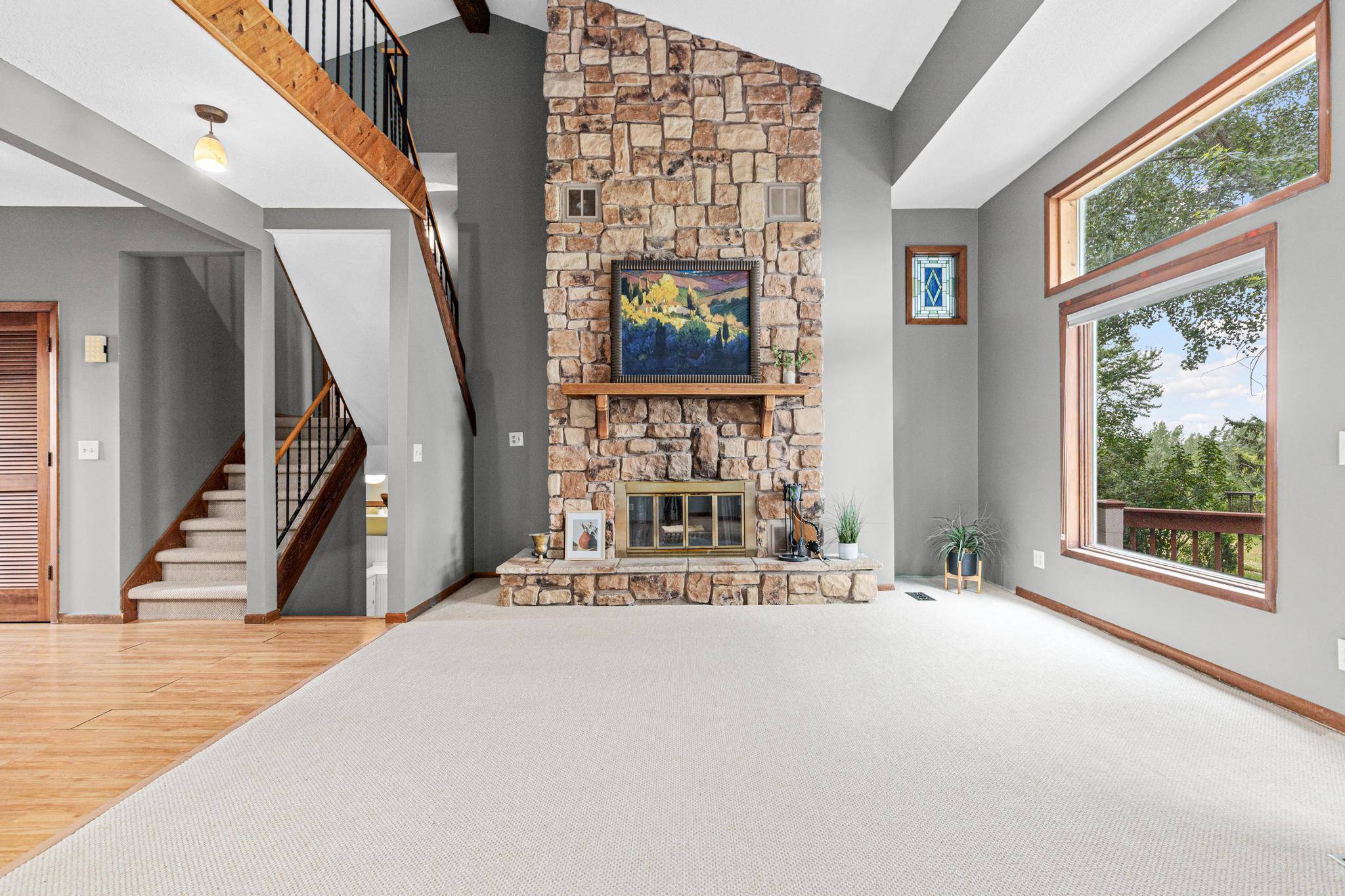 8955 Hilltop DR, Saint Bonifacius, MN 55375