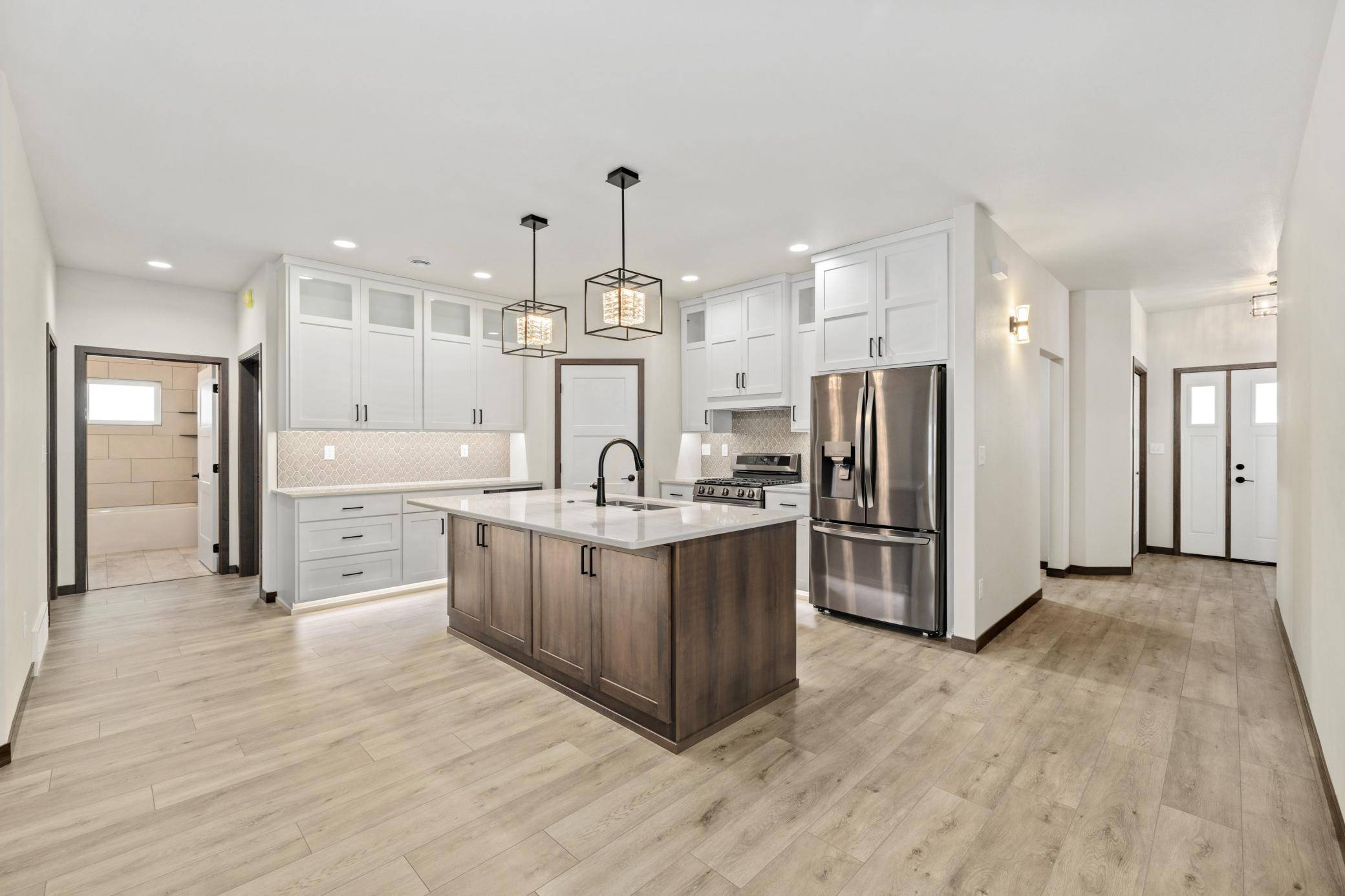927 Maple ST, Kindred, ND 58051