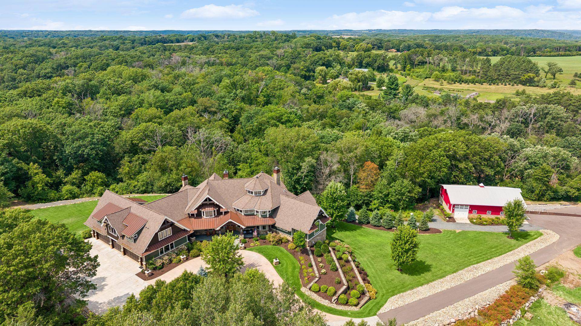 12870 Saint Croix TRL N, Stillwater, MN 55082