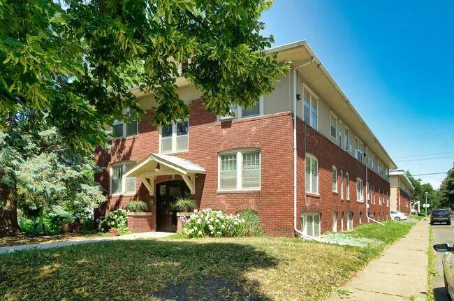 1703 Ashland AVE, Saint Paul, MN 55104