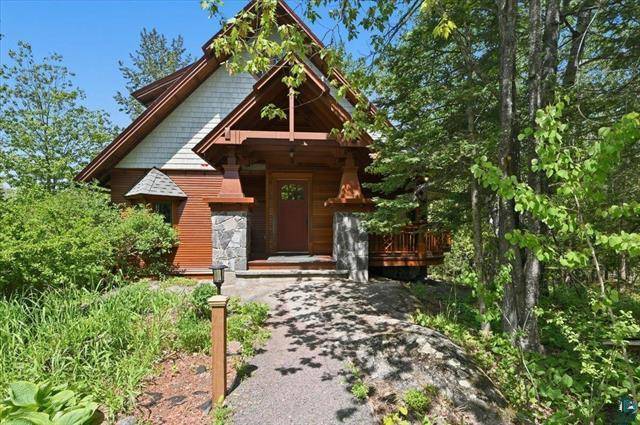 139 Howard Gnesen RD, Duluth, MN 55811