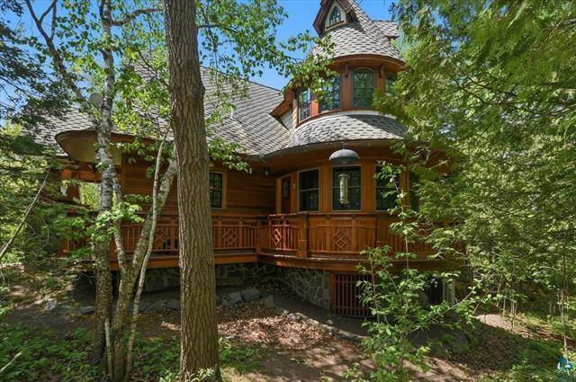 139 Howard Gnesen RD, Duluth, MN 55811