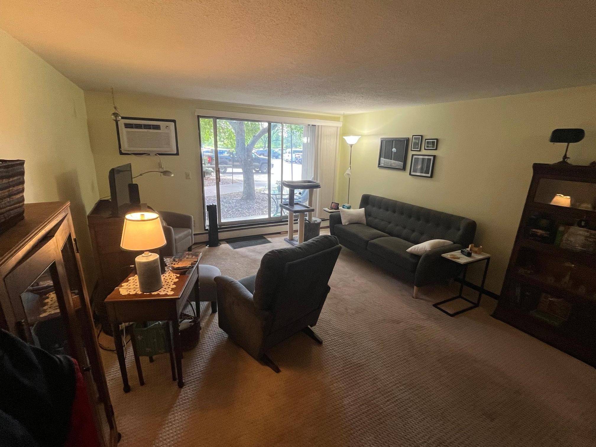 4207 Lakeside AVE N #122, Brooklyn Center, MN 55429