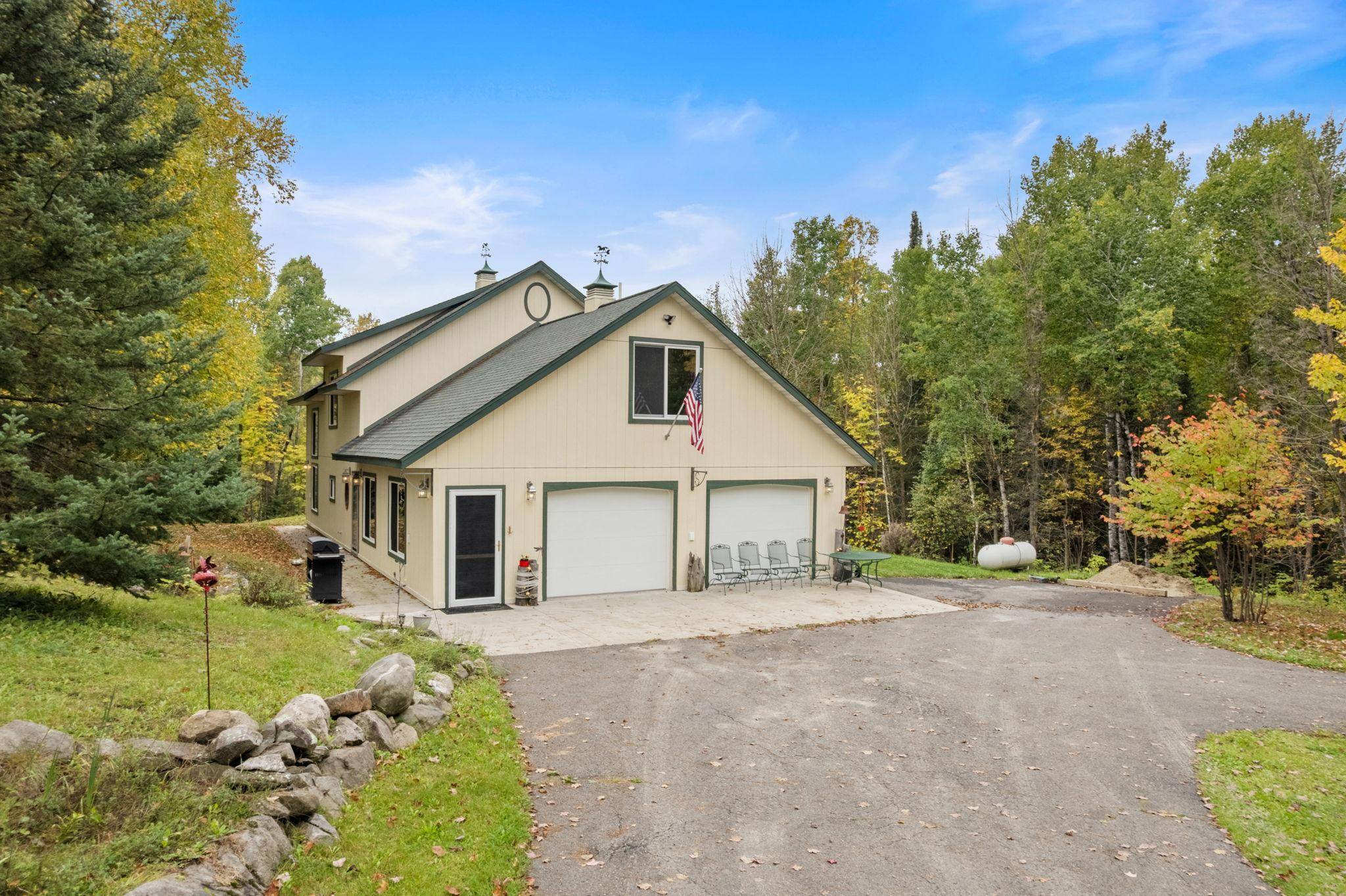 3300 Breezy Point RD, Tower, MN 55790