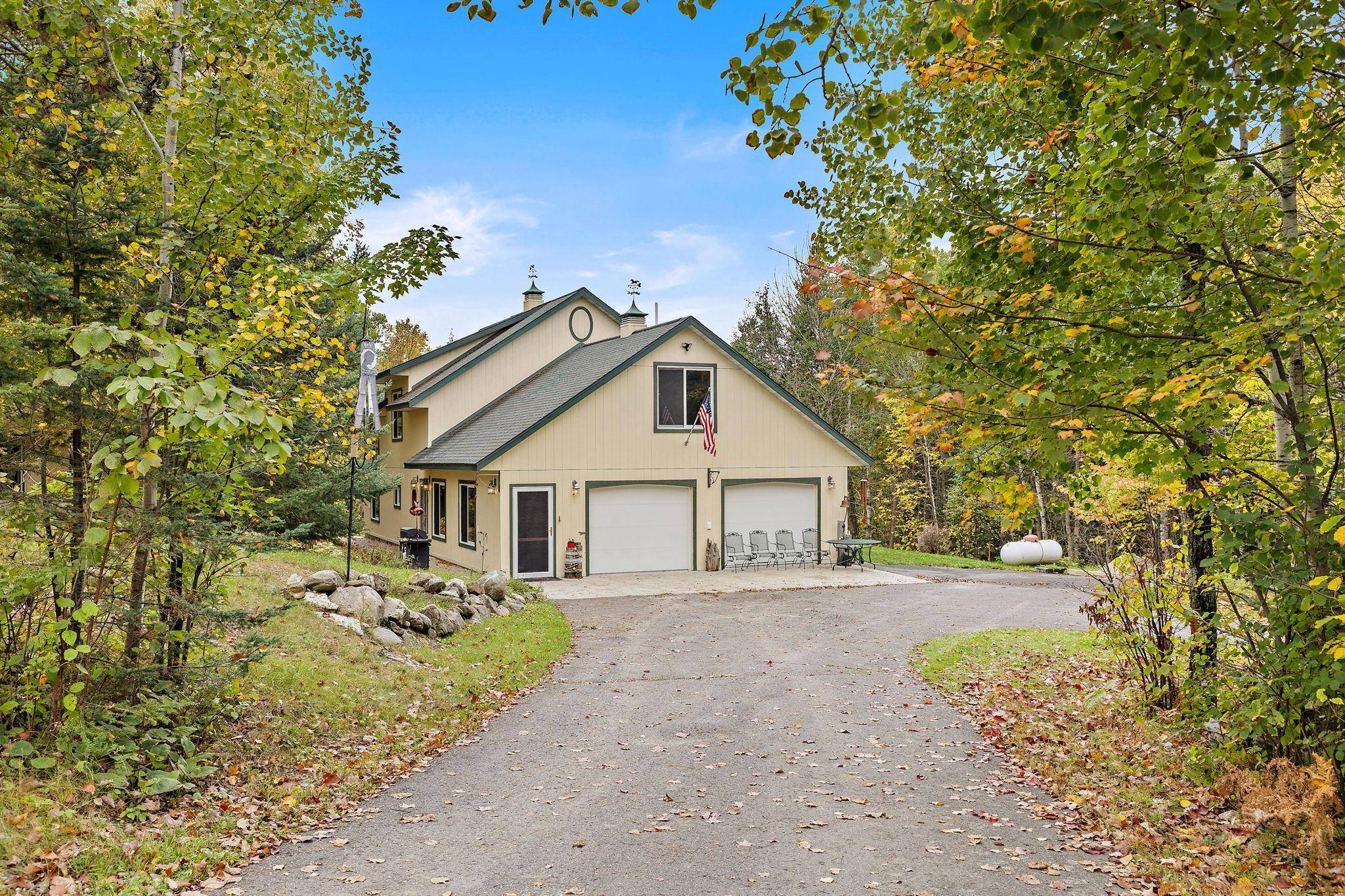 3300 Breezy Point RD, Tower, MN 55790
