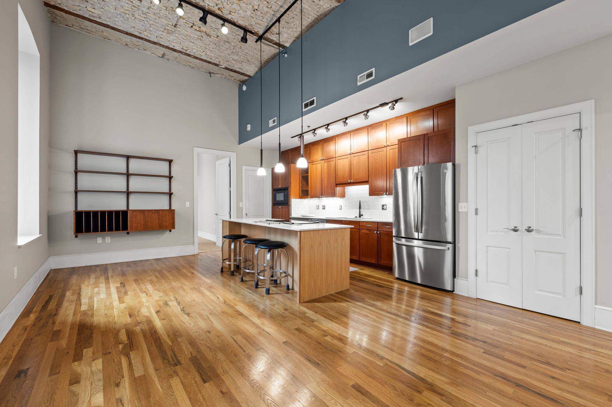 300 Wall ST #101, Saint Paul, MN 55101