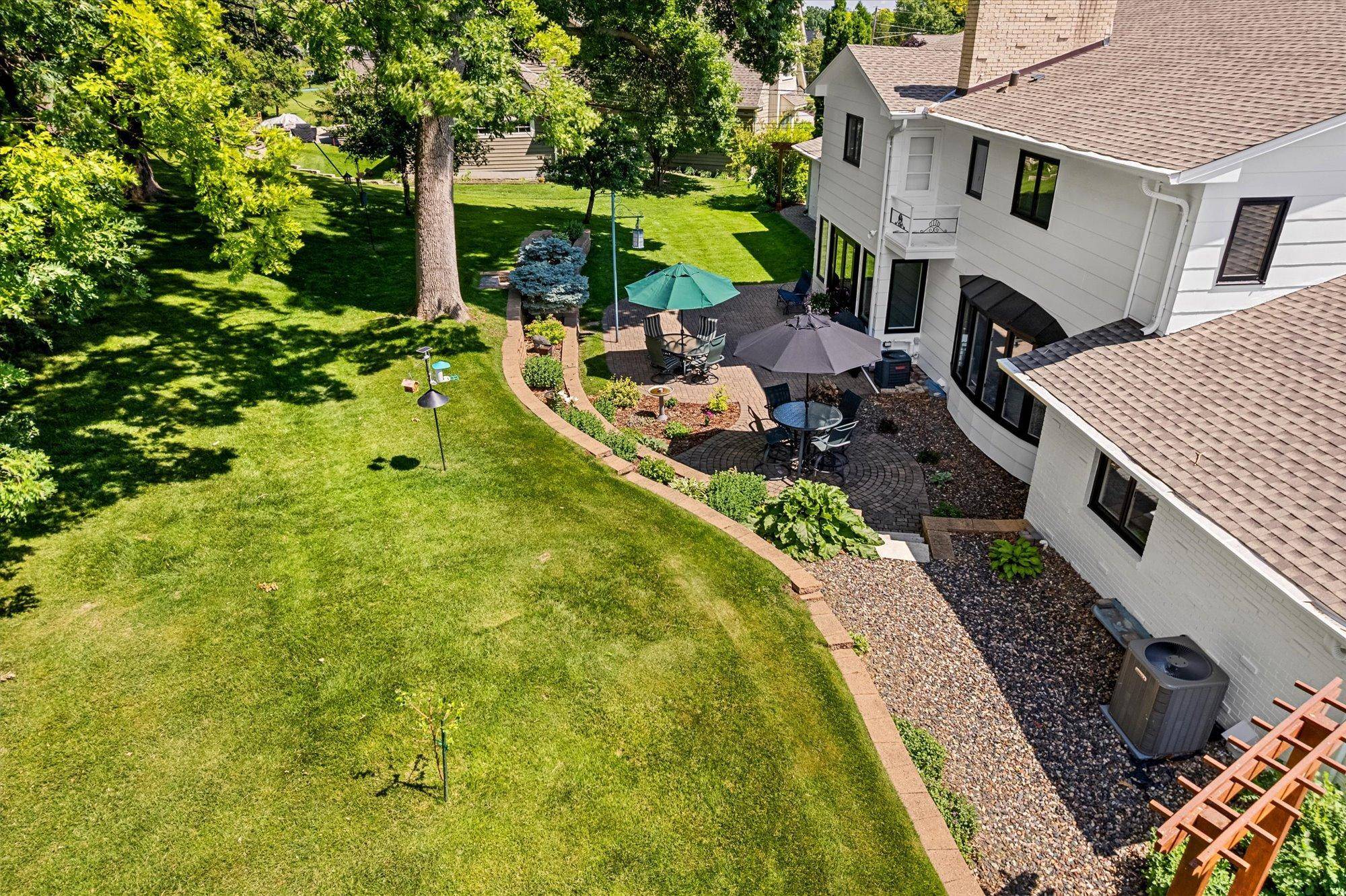 6716 W Shore DR, Edina, MN 55435