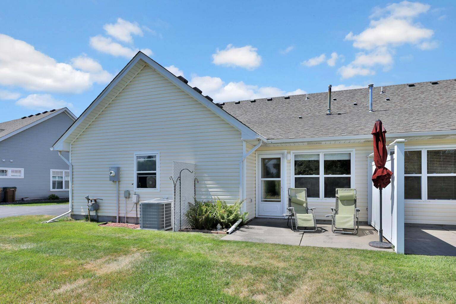 9913 59th Street CT N, Lake Elmo, MN 55042