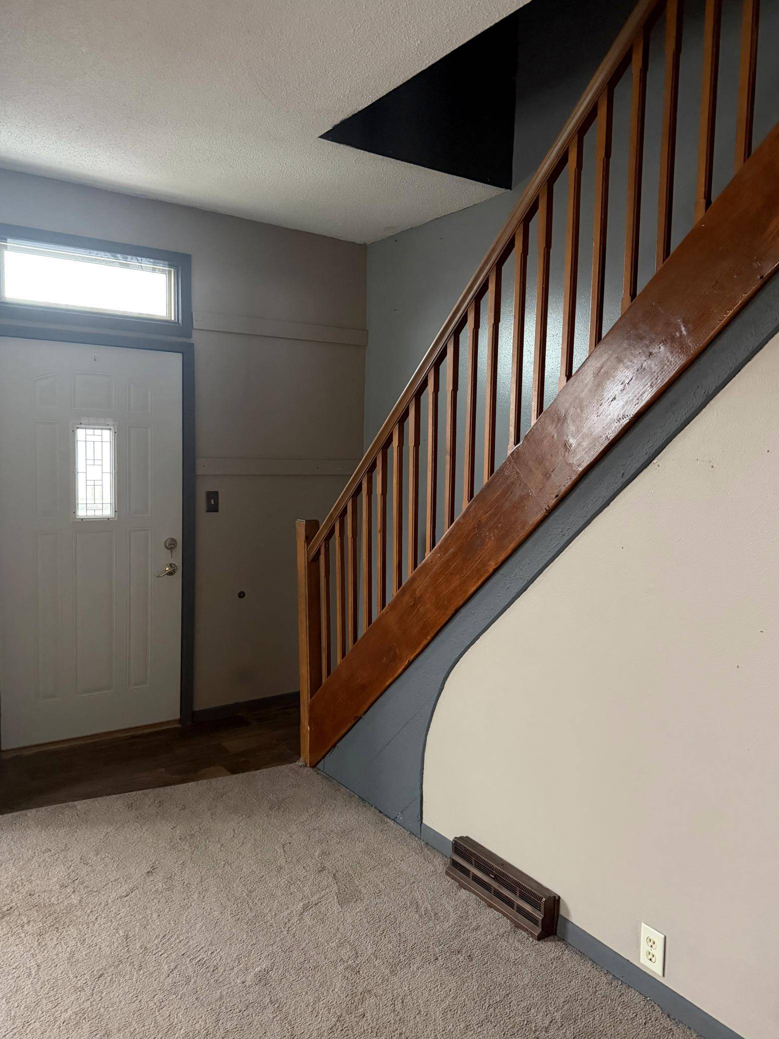 764 3rd AVE, Windom, MN 56101