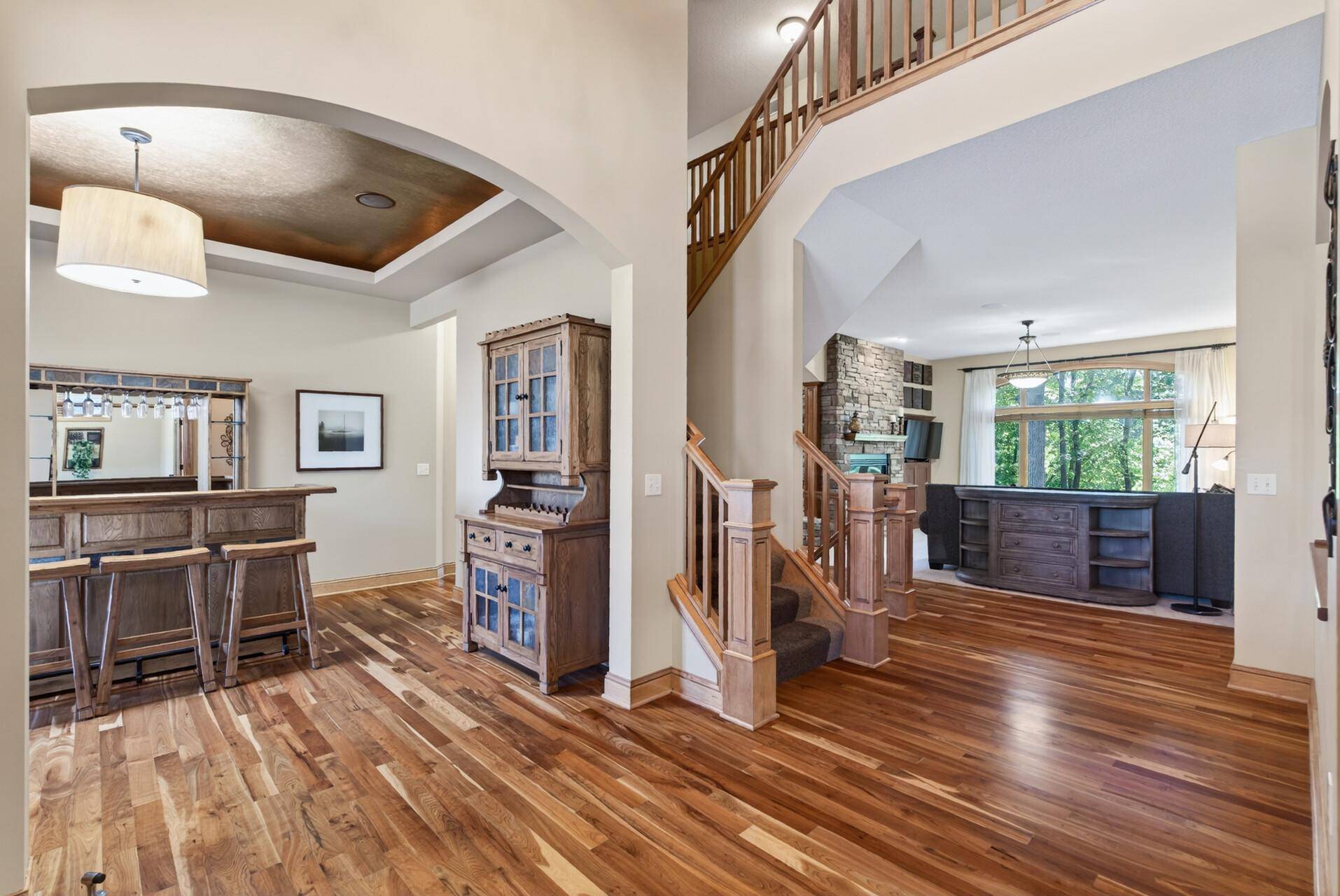 9951 Vagabond CT N, Maple Grove, MN 55311
