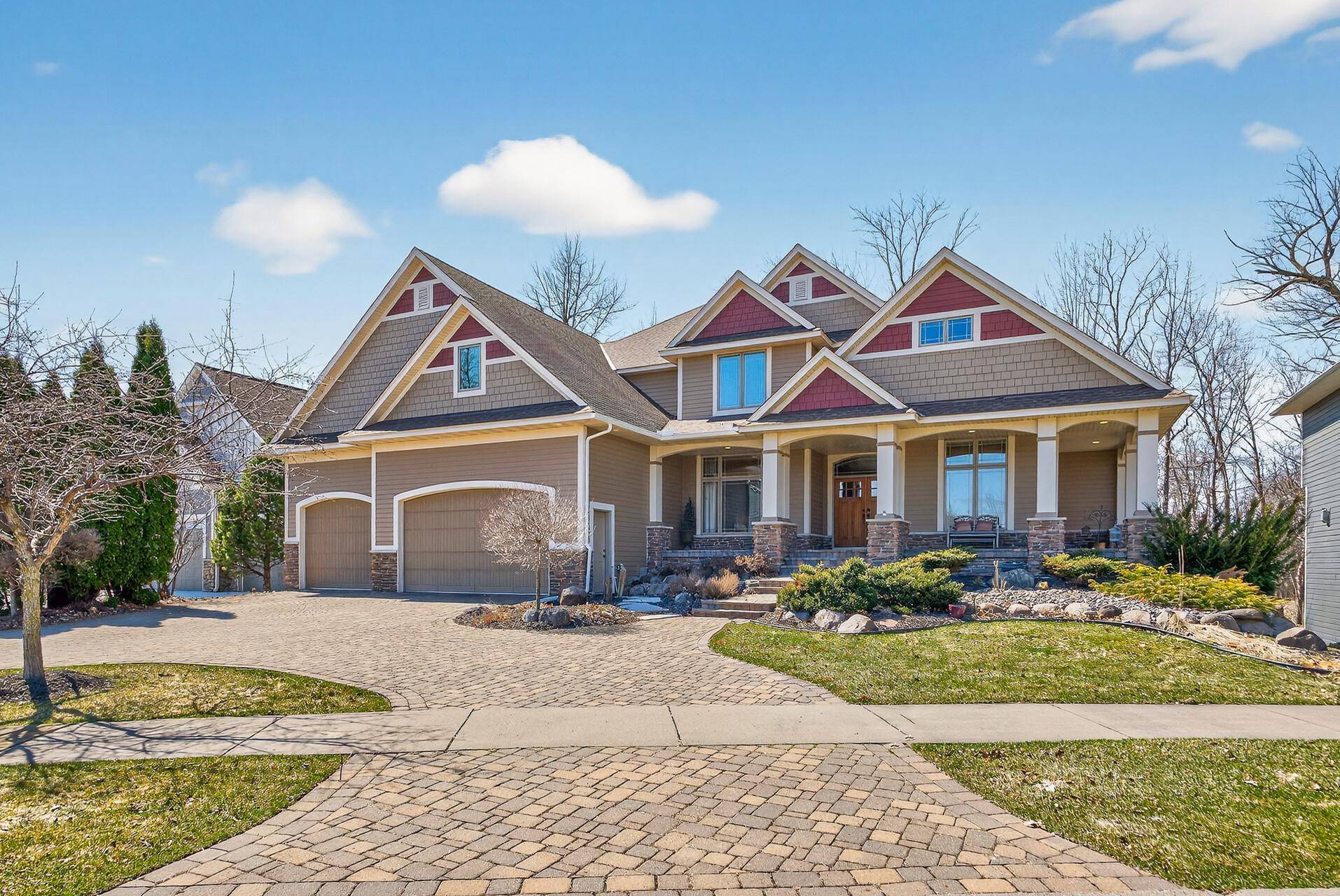 9951 Vagabond CT N, Maple Grove, MN 55311