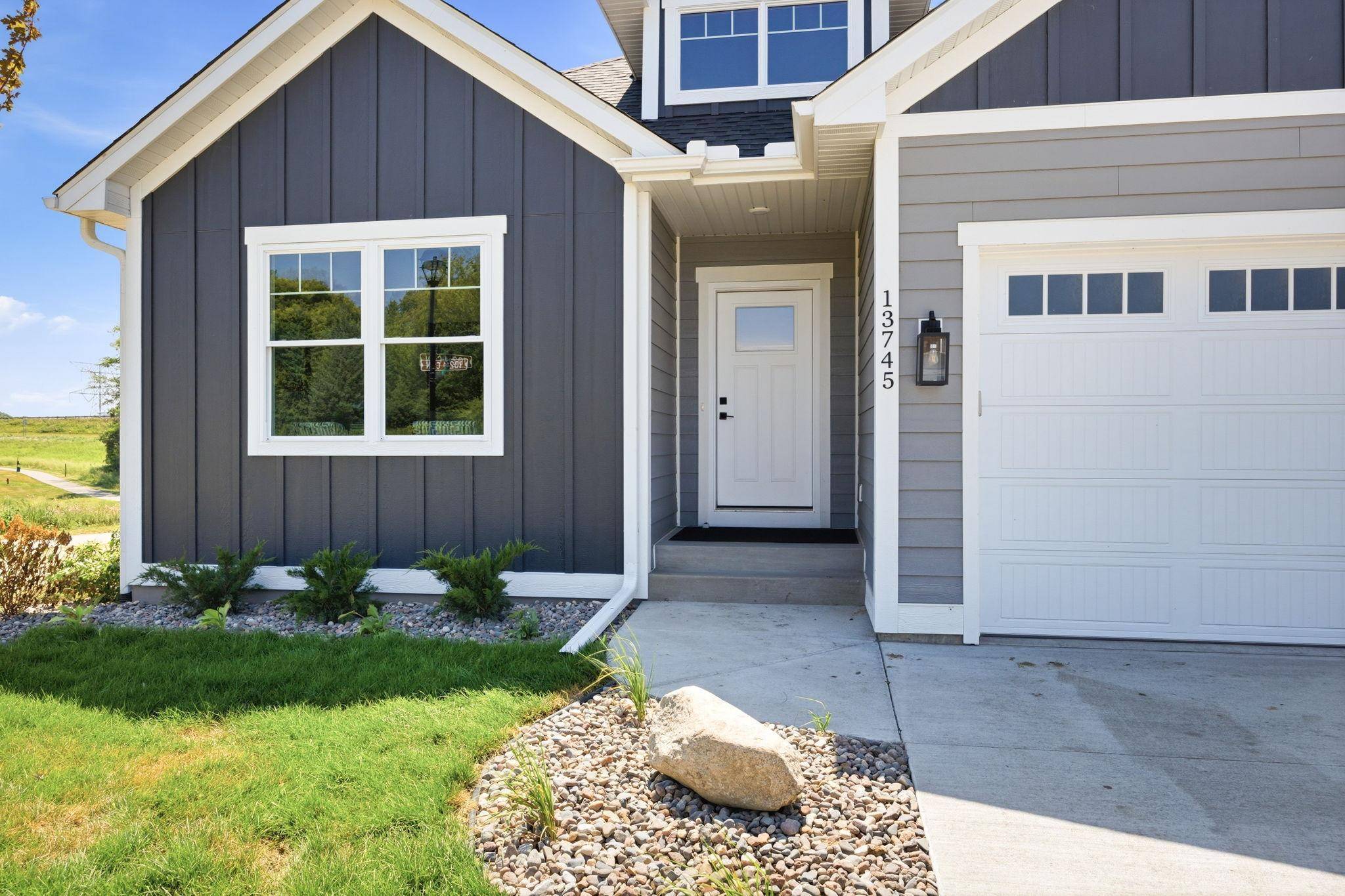13745 102nd CT N, Maple Grove, MN 55369