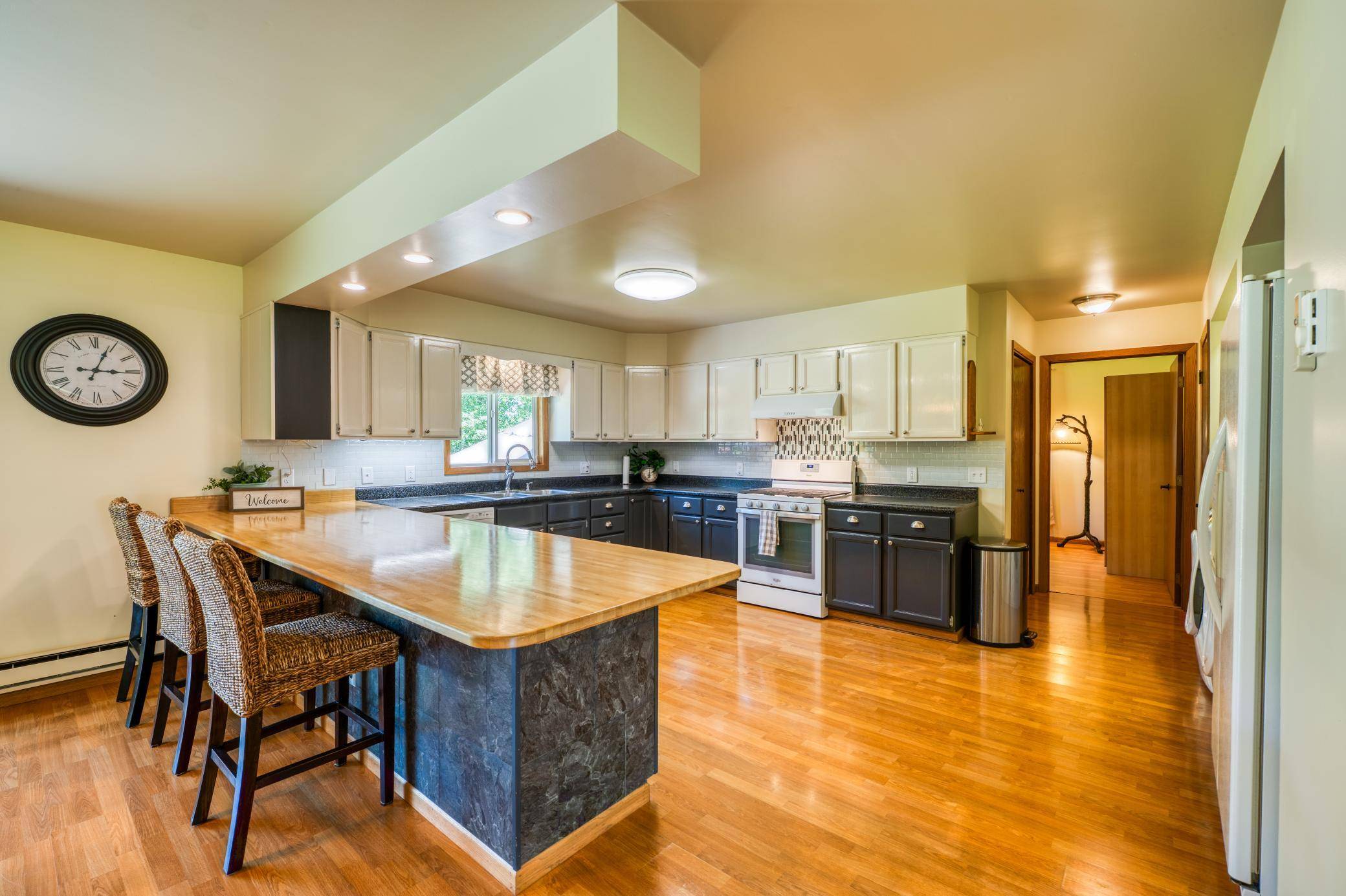 460 Lake AVE, Tenstrike, MN 56683