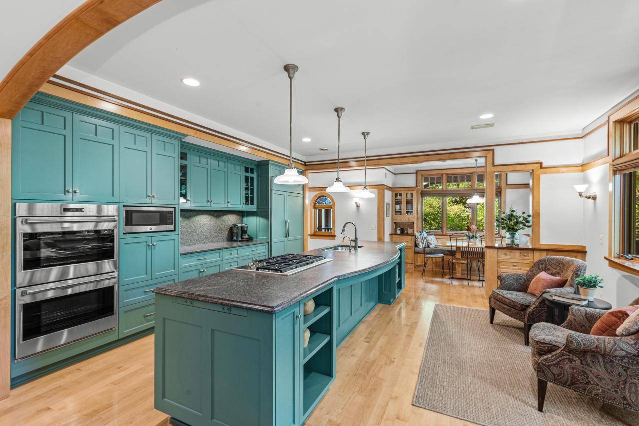 5955 Maple FRST, Minnetrista, MN 55364