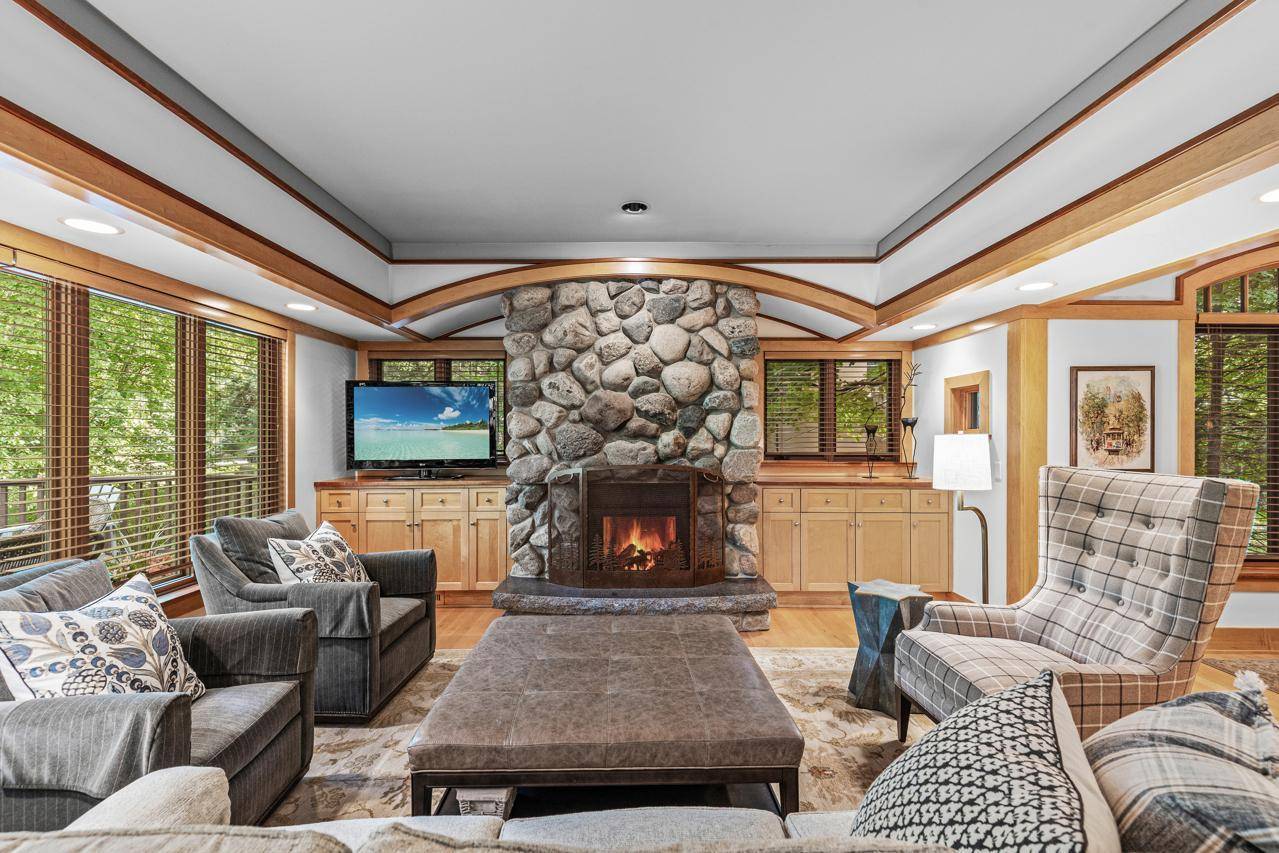 5955 Maple FRST, Minnetrista, MN 55364