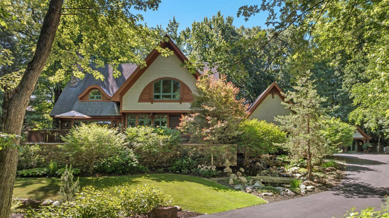 5955 Maple FRST, Minnetrista, MN 55364