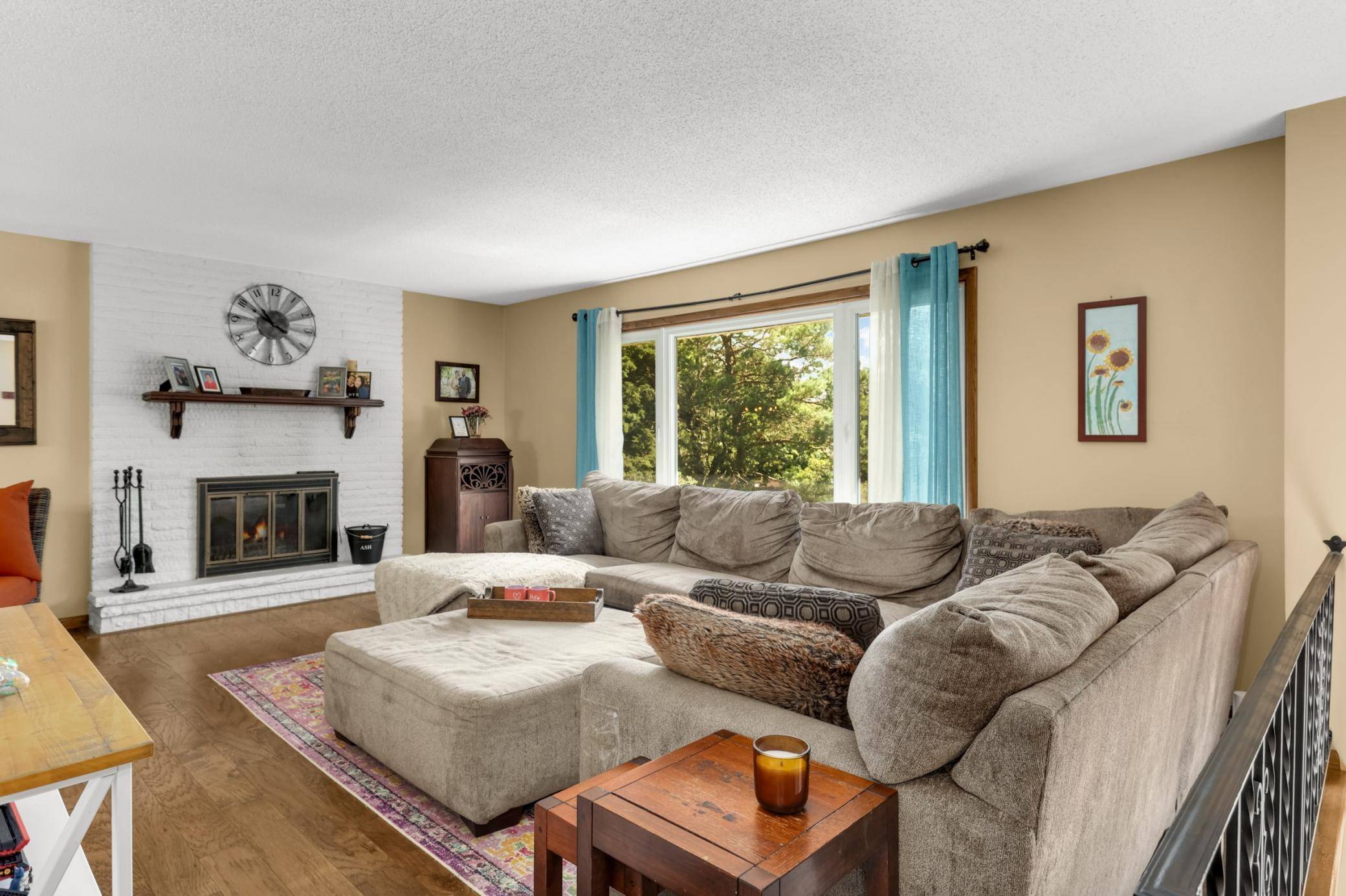 7660 Heritage RD, Eden Prairie, MN 55346