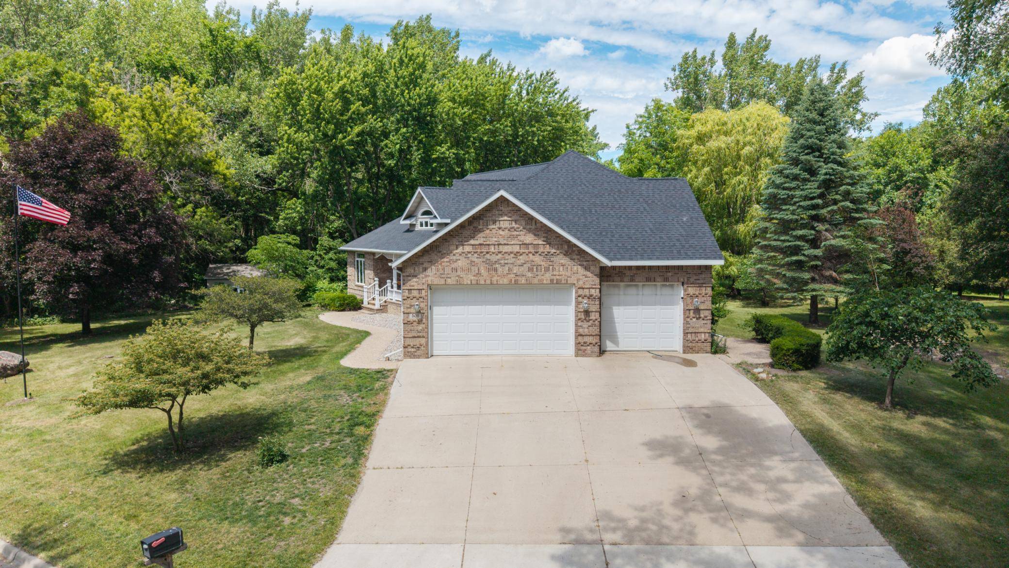 501 4th ST E, Canby, MN 56220