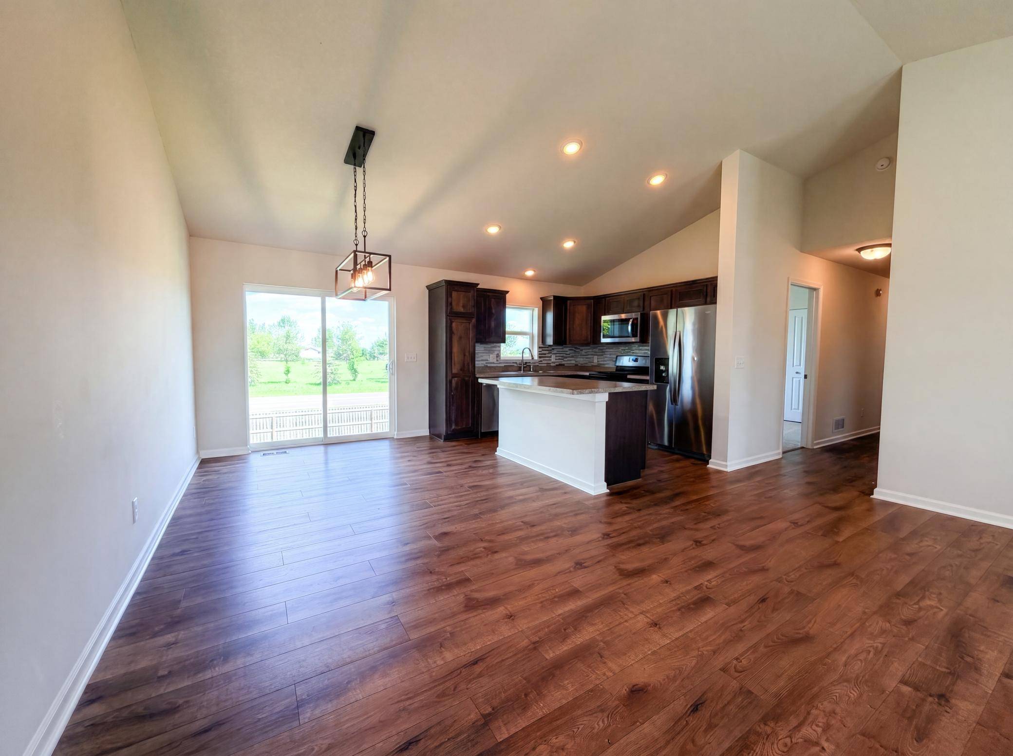 1207 Mulberry AVE NE, Montgomery, MN 56069