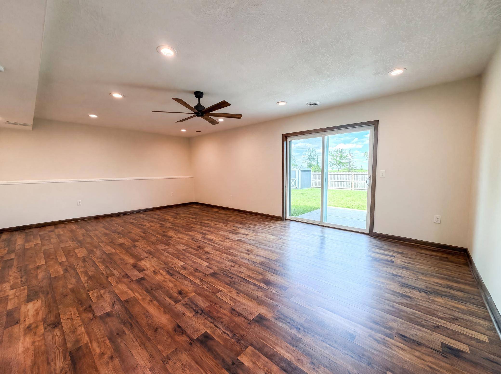1207 Mulberry AVE NE, Montgomery, MN 56069