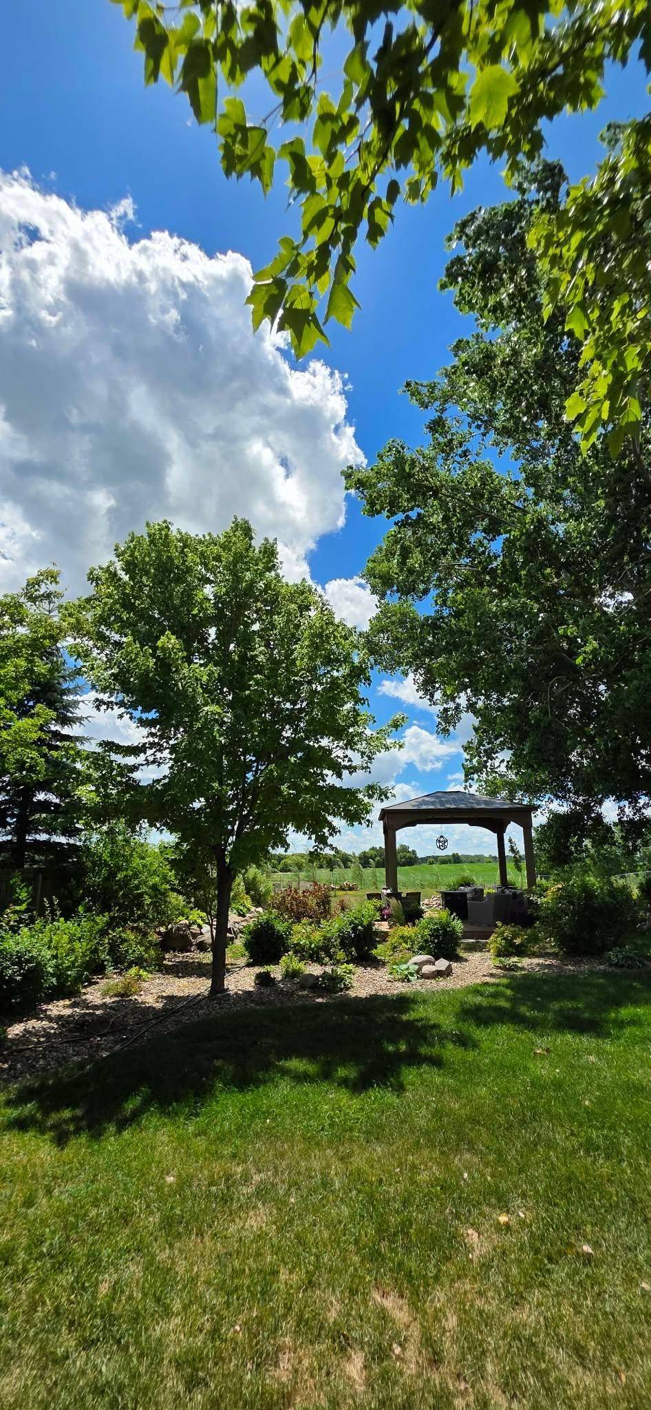 3003 Lake Chapeau DR, Albert Lea, MN 56007
