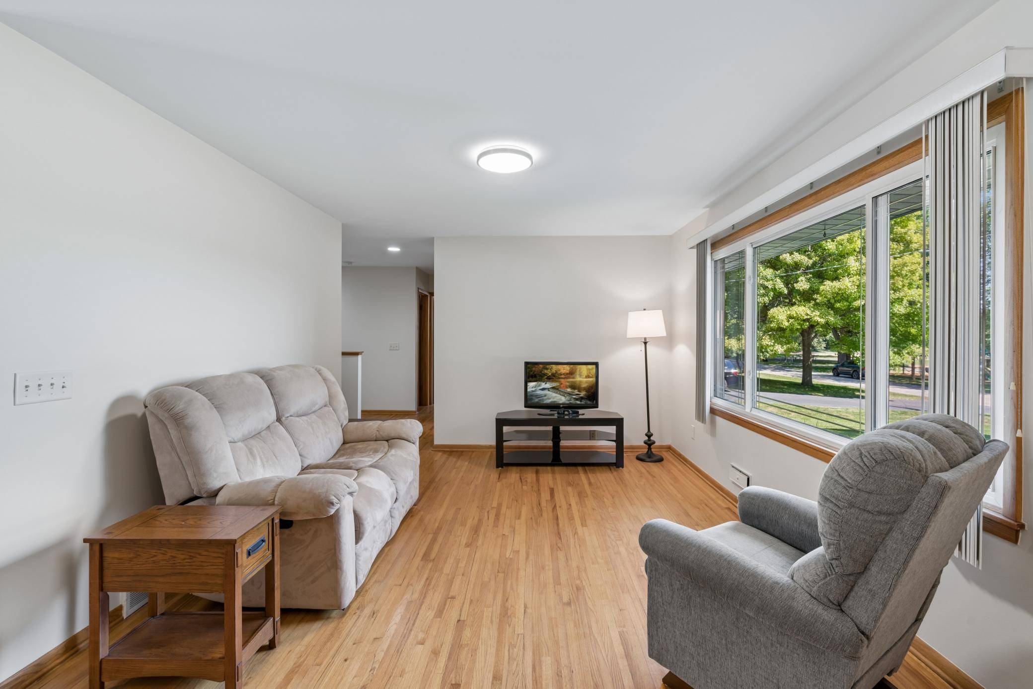 95 Hackberry HL, Long Lake, MN 55356