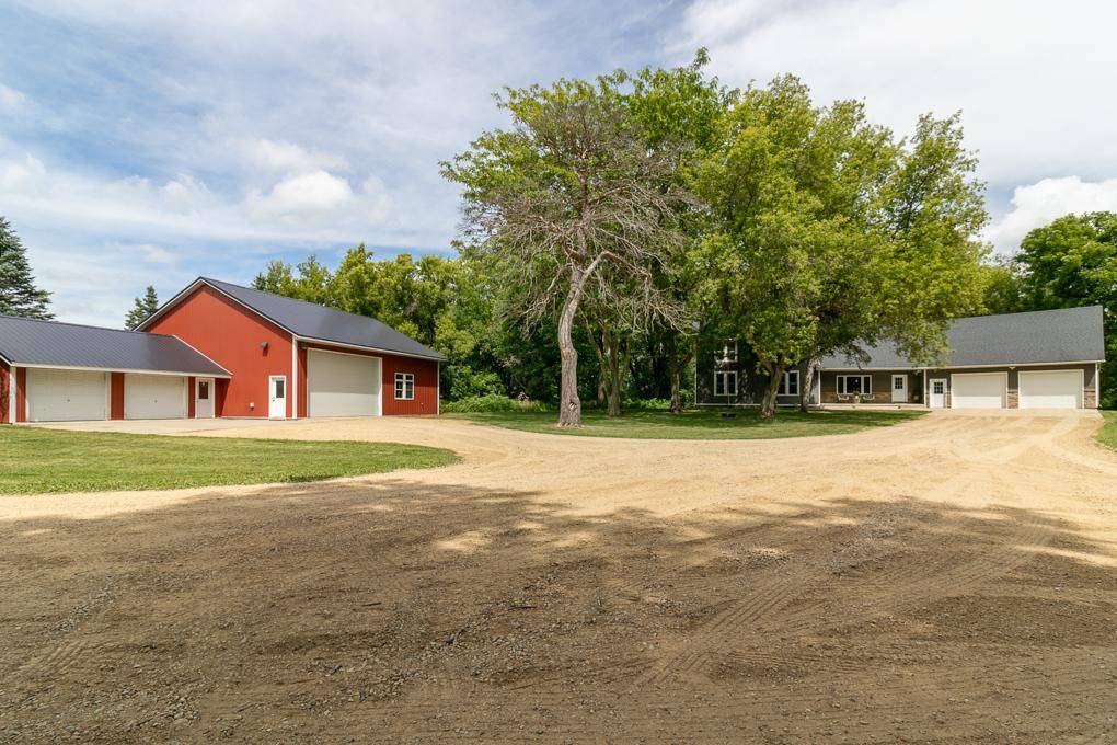 58385 Kirkwood RD, Mankato, MN 56001