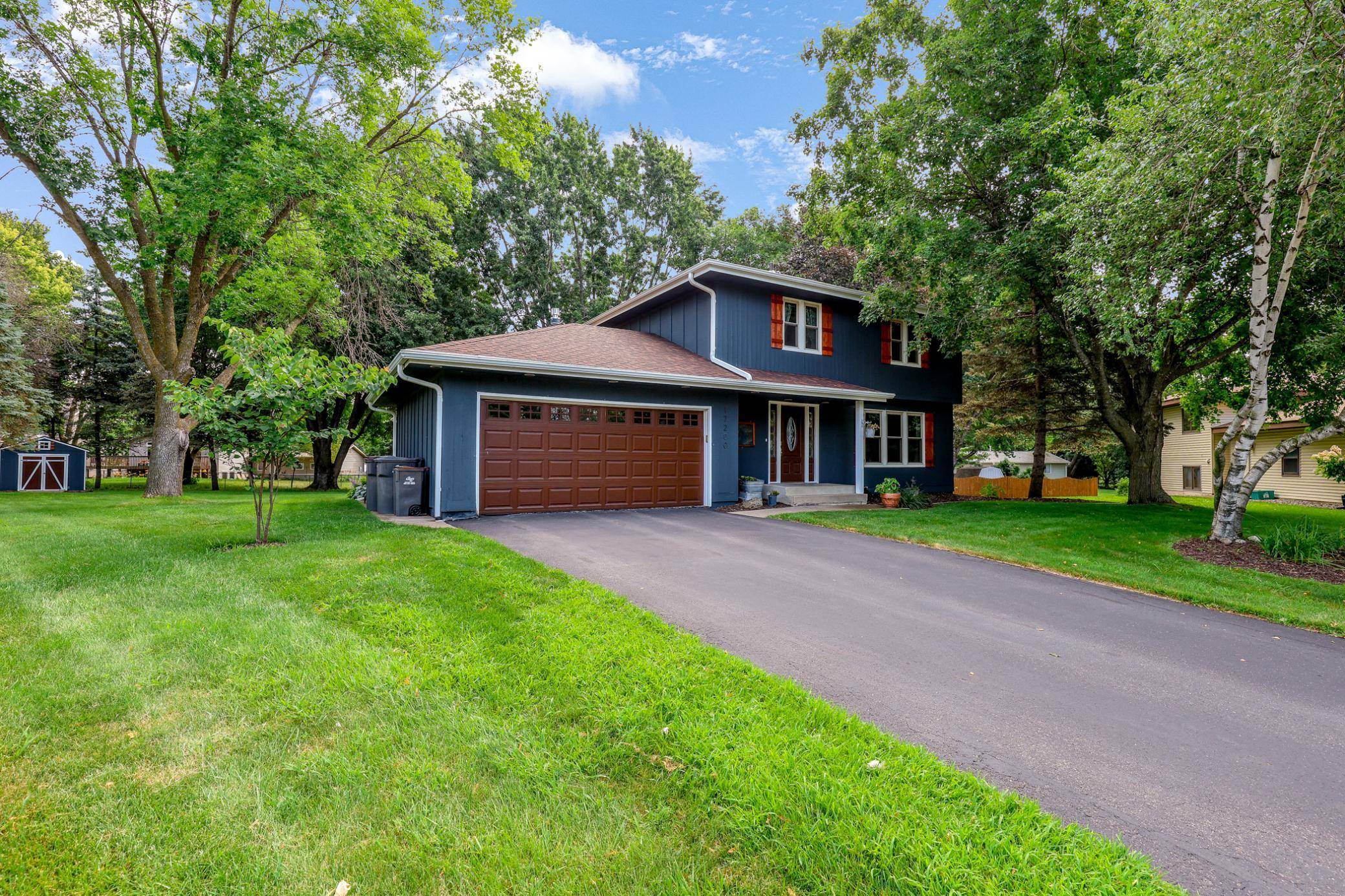 17200 Barberry CIR, Eden Prairie, MN 55346