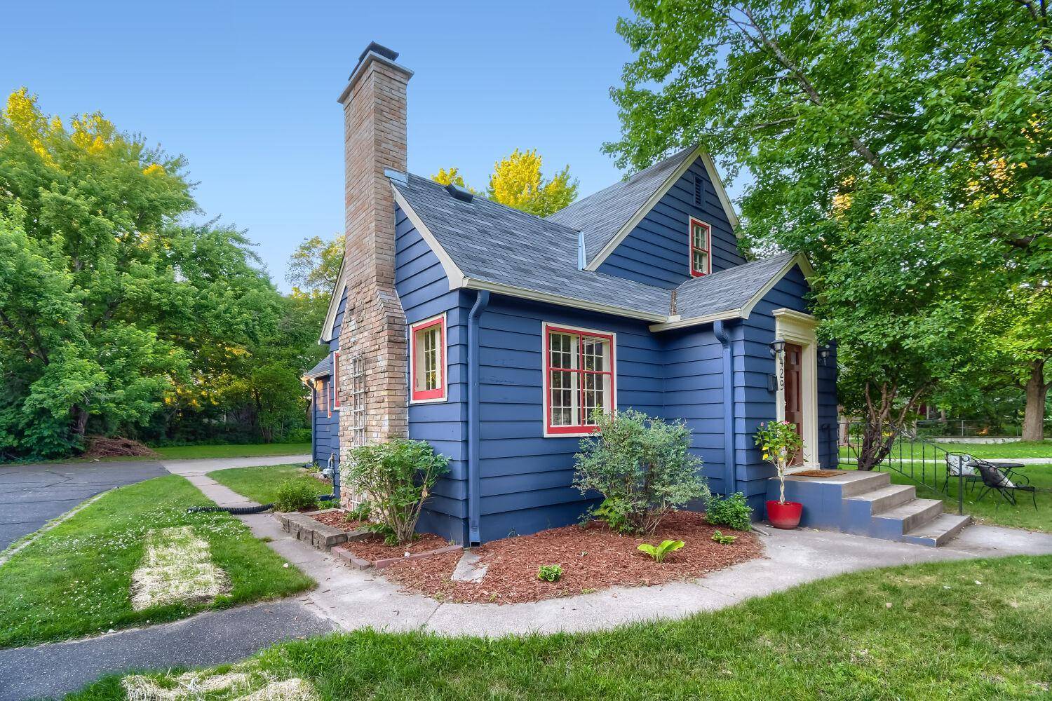 429 Fremont ST, Anoka, MN 55303