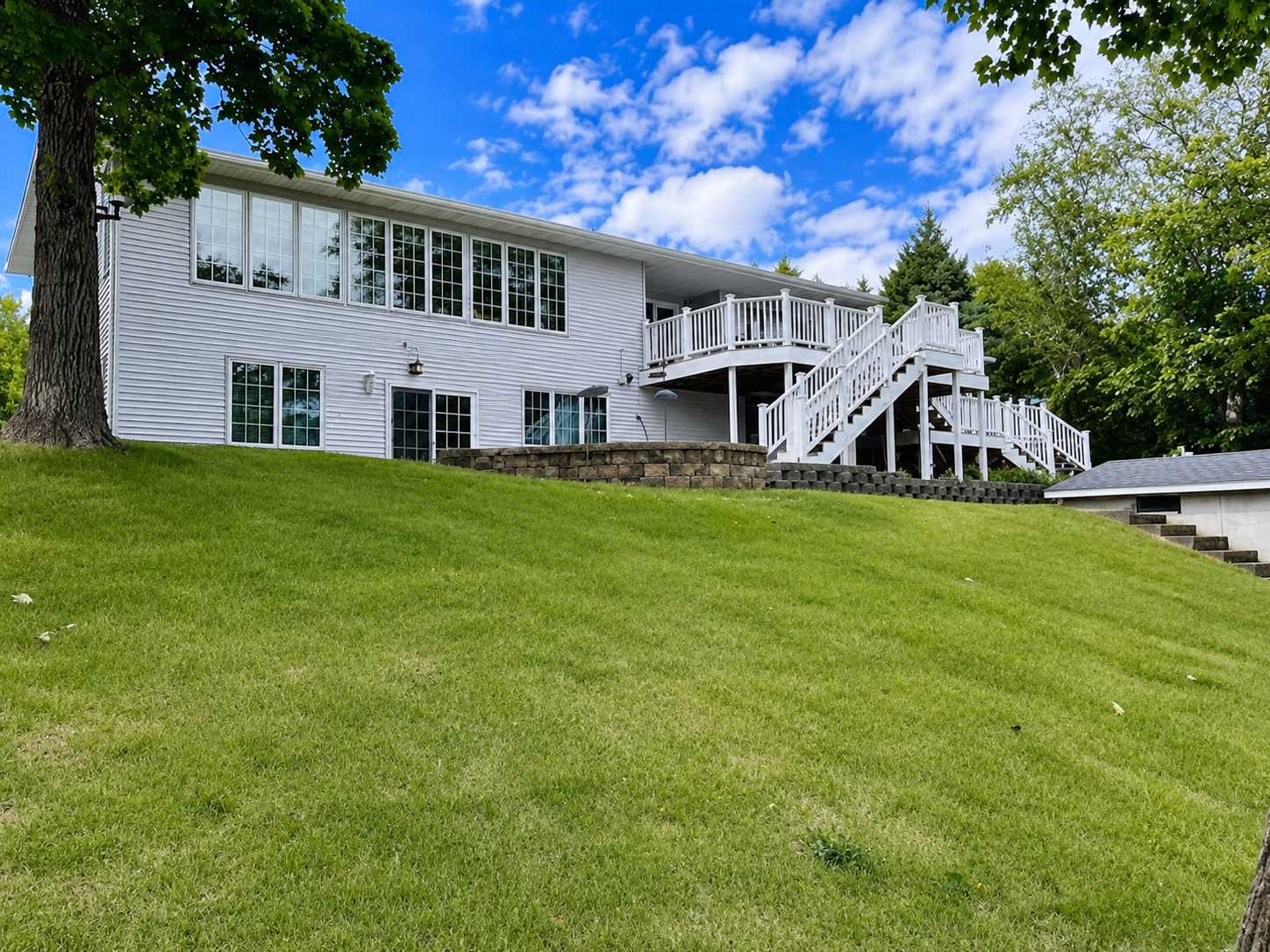 48210 Flicker LN, Ottertail, MN 56571