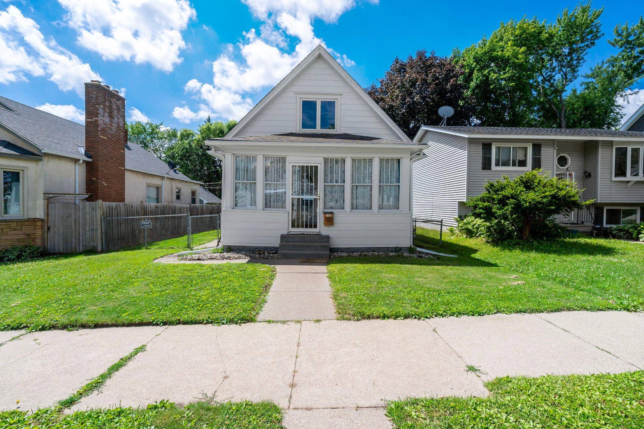 1036 Geranium AVE E, Saint Paul, MN 55106