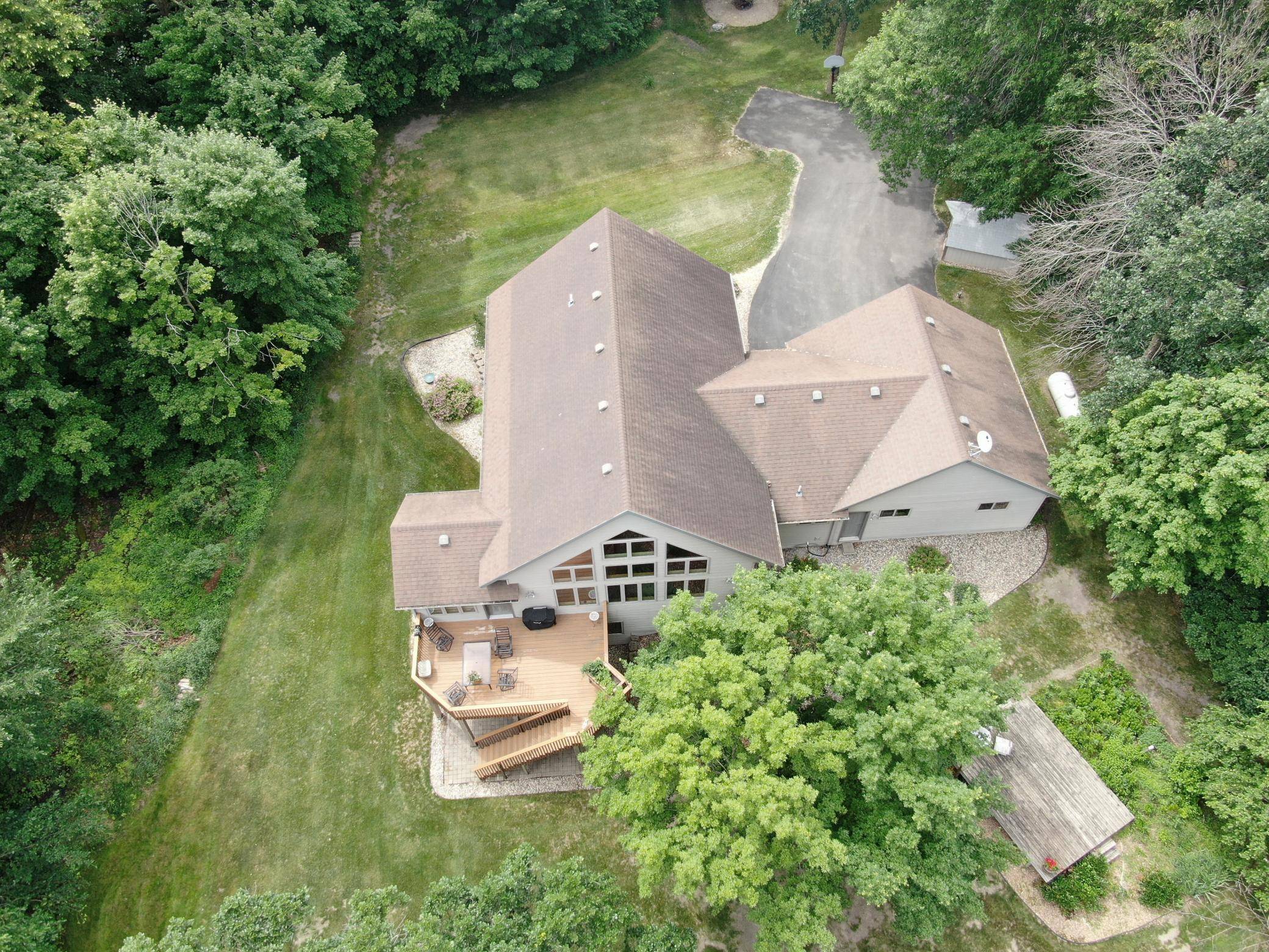 2855 Doe Run LN SW, Farwell, MN 56327