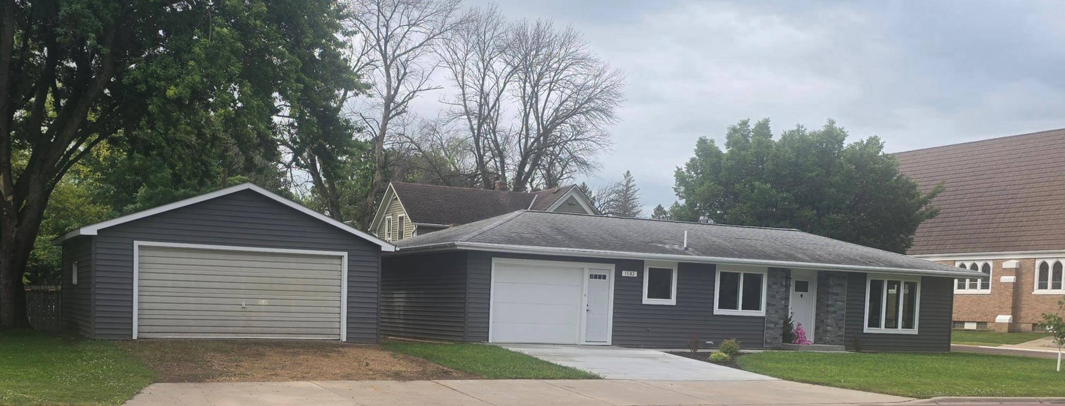 1502 2nd AVE, Mountain Lake, MN 56159