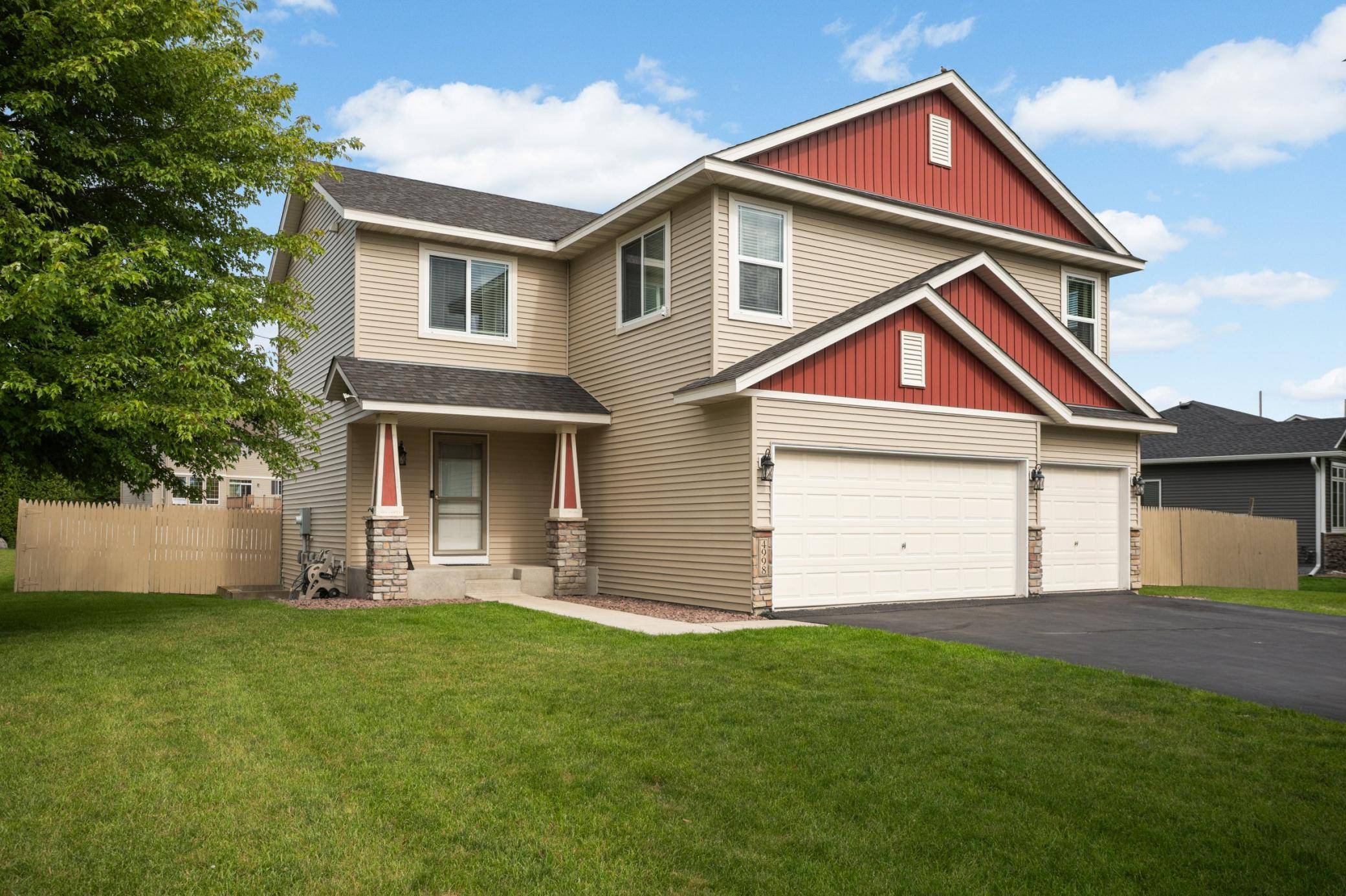 4998 Kama LN NE, Albertville, MN 55301