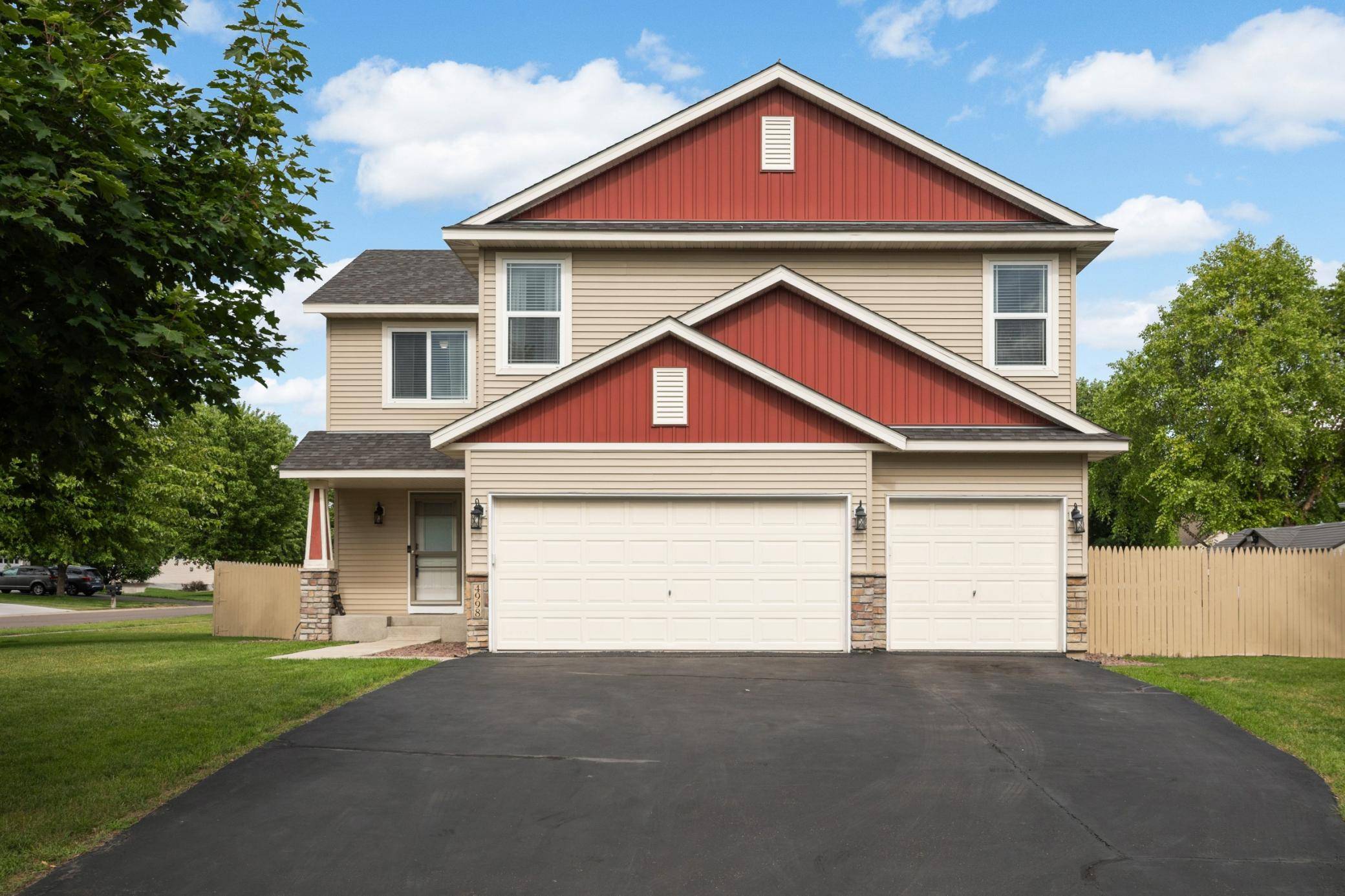 4998 Kama LN NE, Albertville, MN 55301