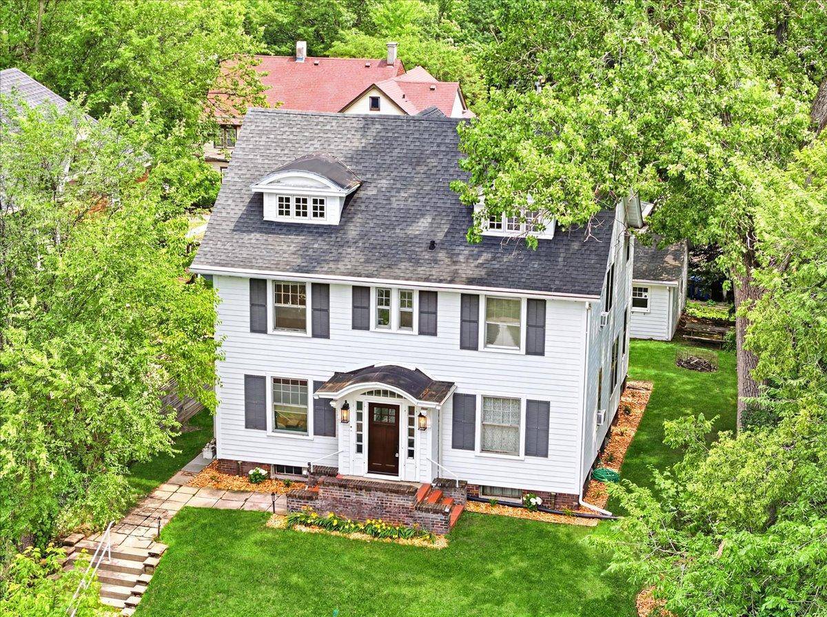 1070 Bradley ST, Saint Paul, MN 55130